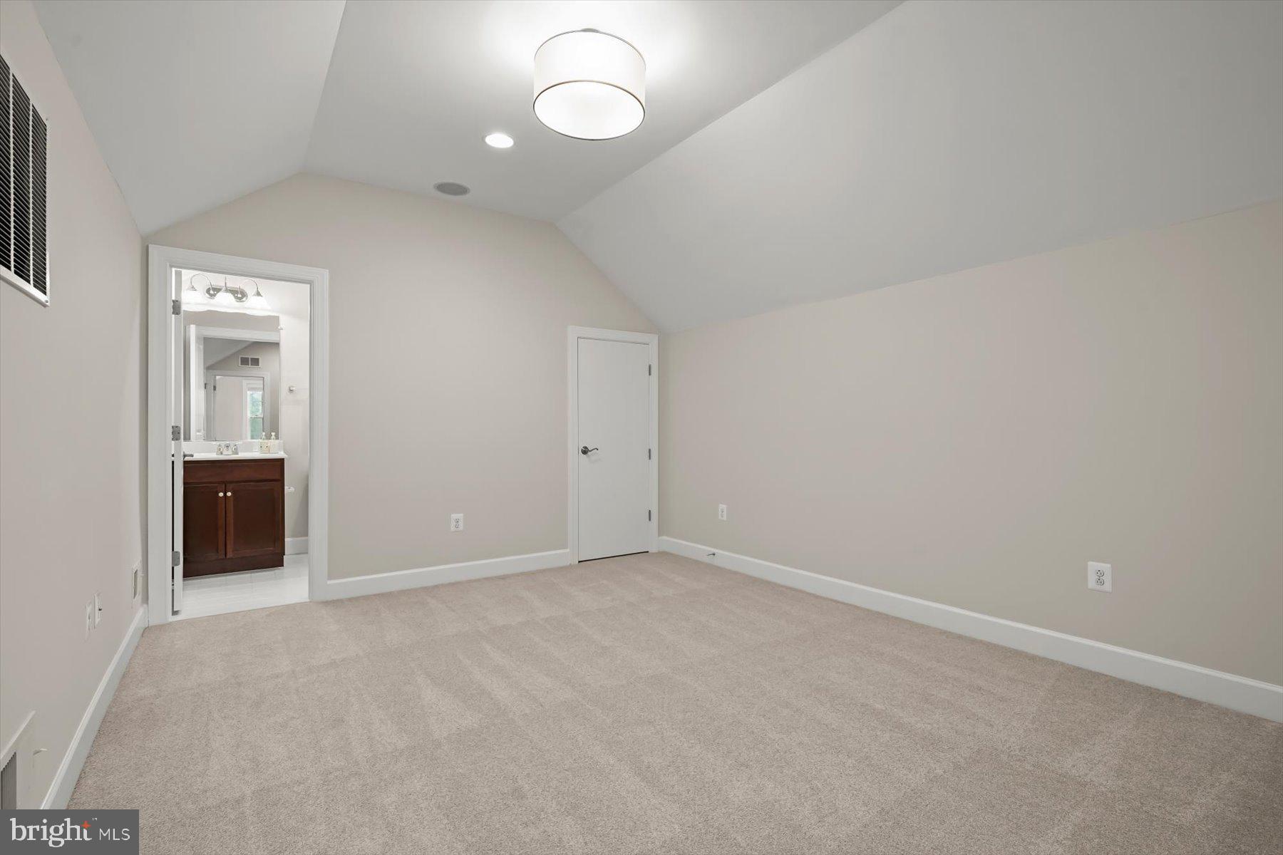 PRESERVE AT SCOTTS RUN - Residential