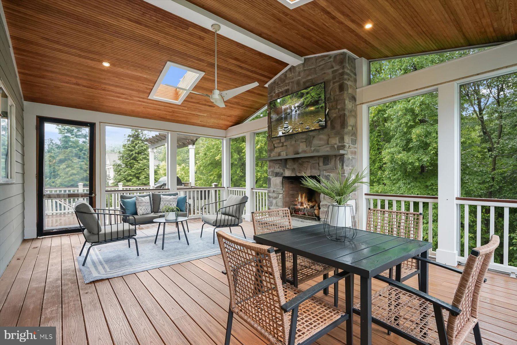 PRESERVE AT SCOTTS RUN - Residential