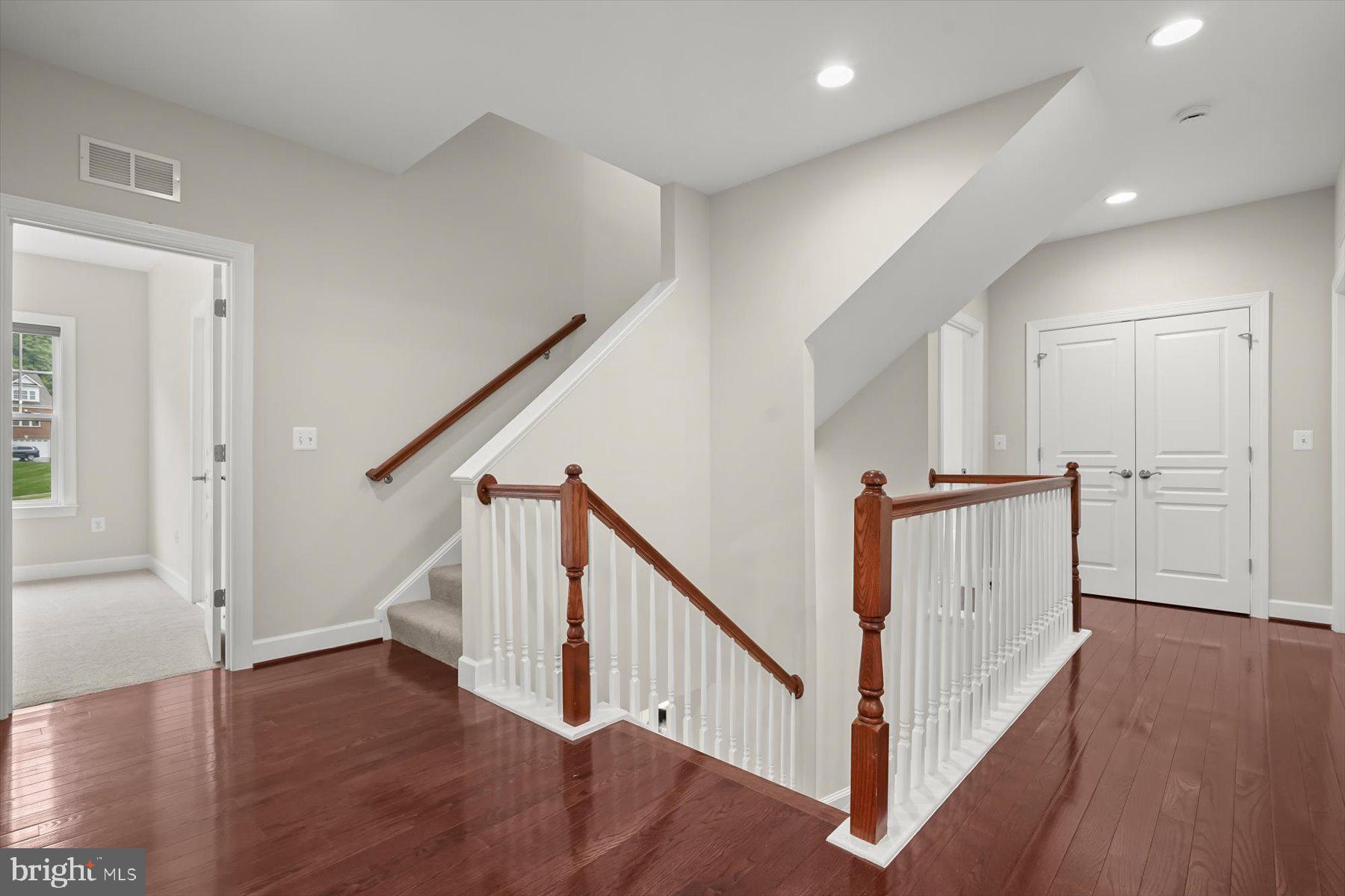 PRESERVE AT SCOTTS RUN - Residential