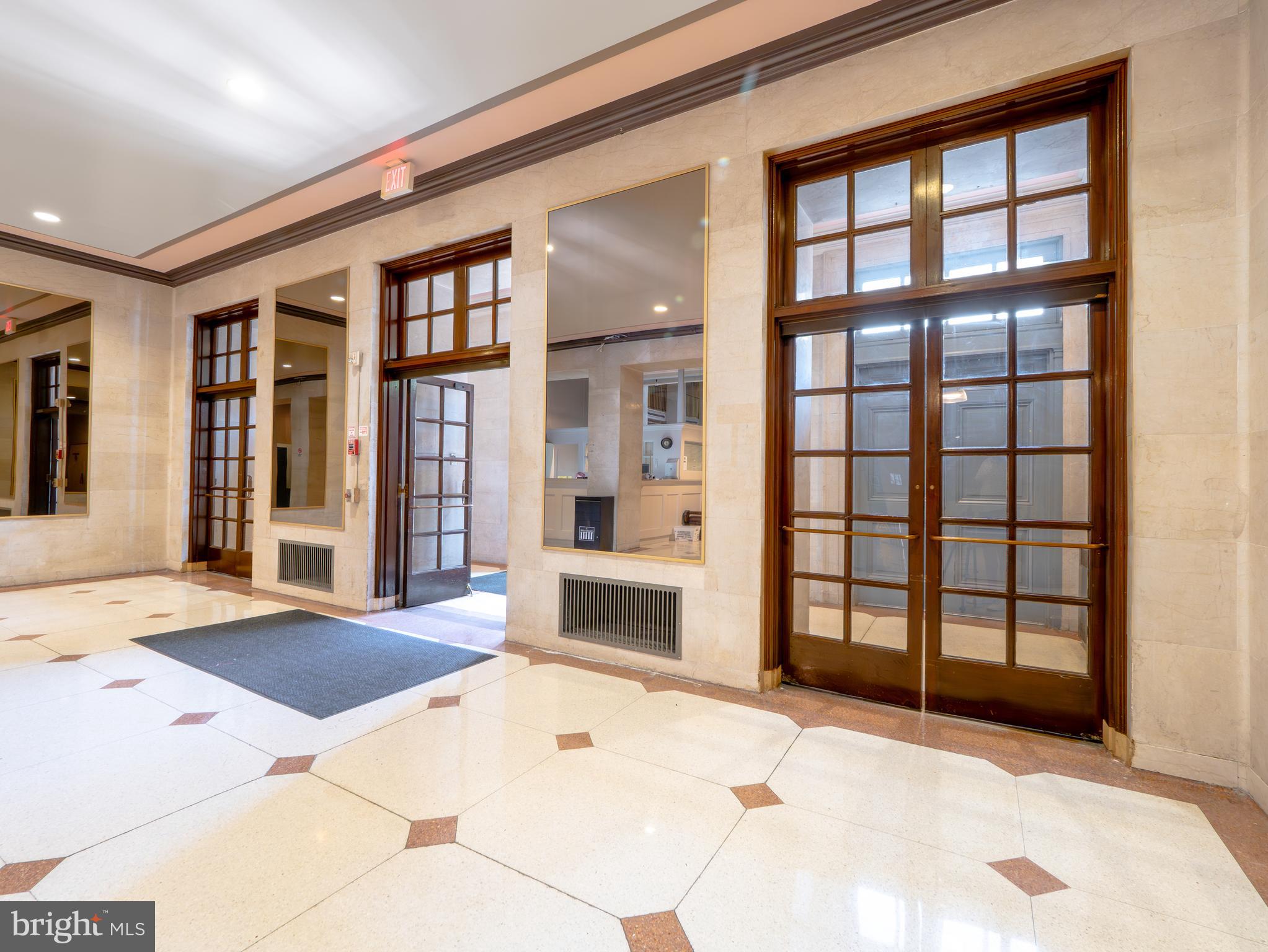 CENTER CITY - Residential