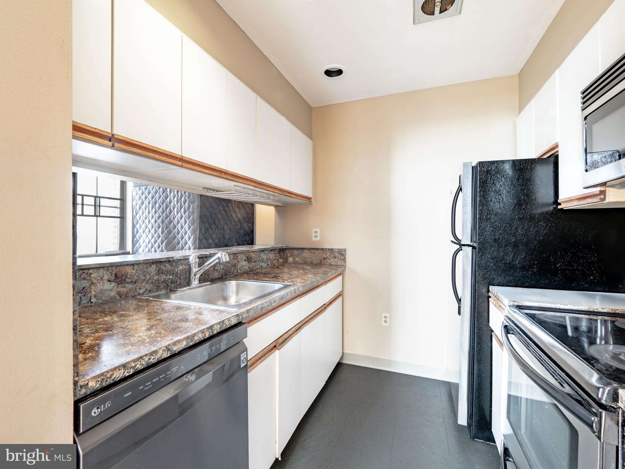 CENTER CITY - Residential