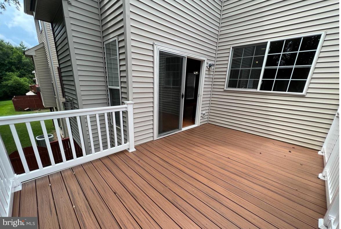 SEVEN OAKS - Residential Lease