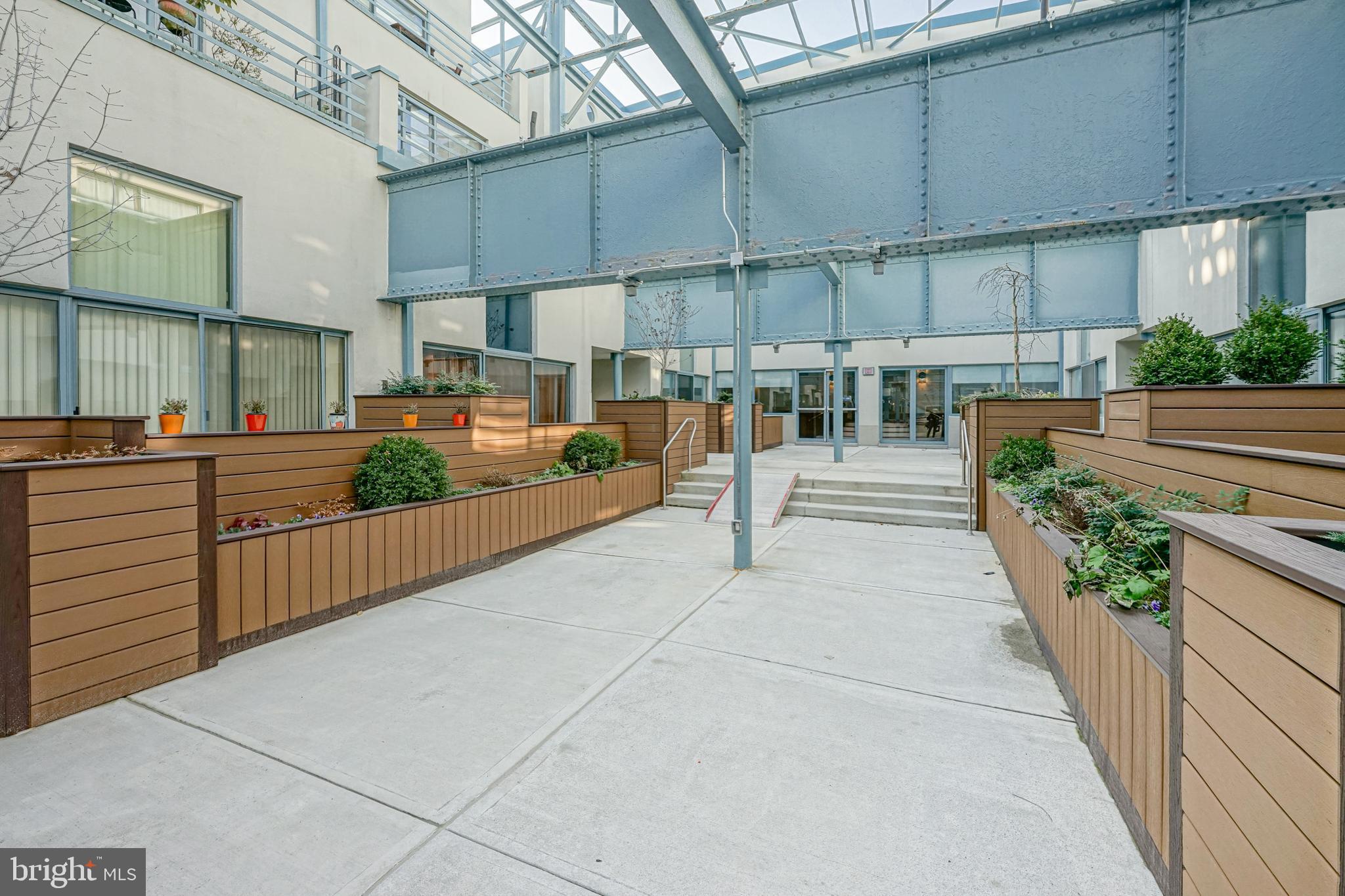 OLD CITY - Residential