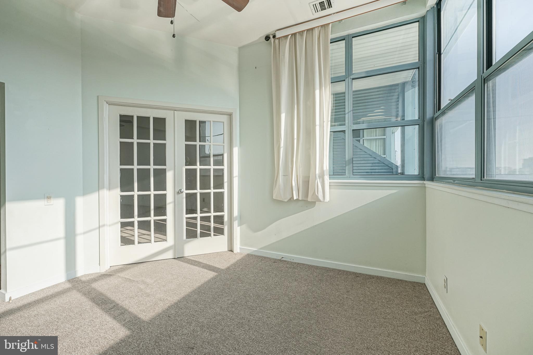 OLD CITY - Residential