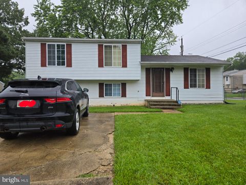 8621 FULTON AVENUE LANHAM MD 20706