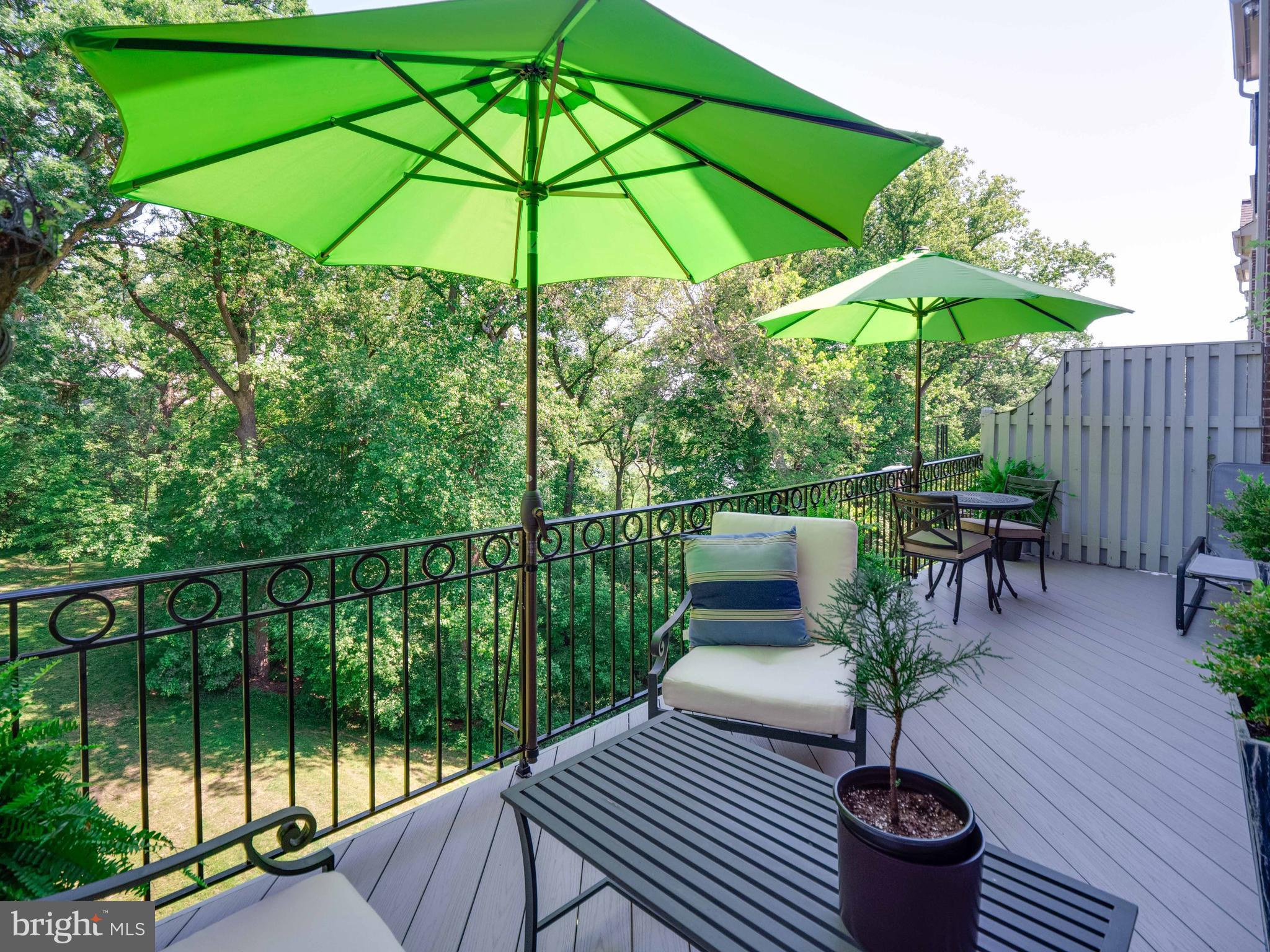 PALISADES PARK - Residential