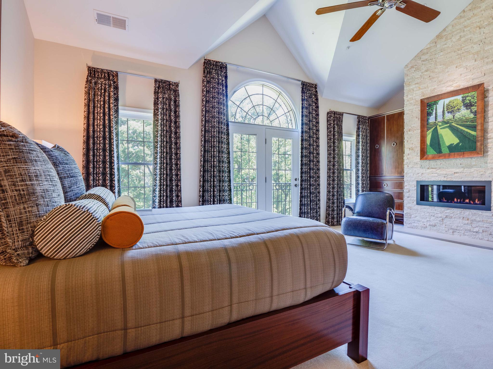 PALISADES PARK - Residential