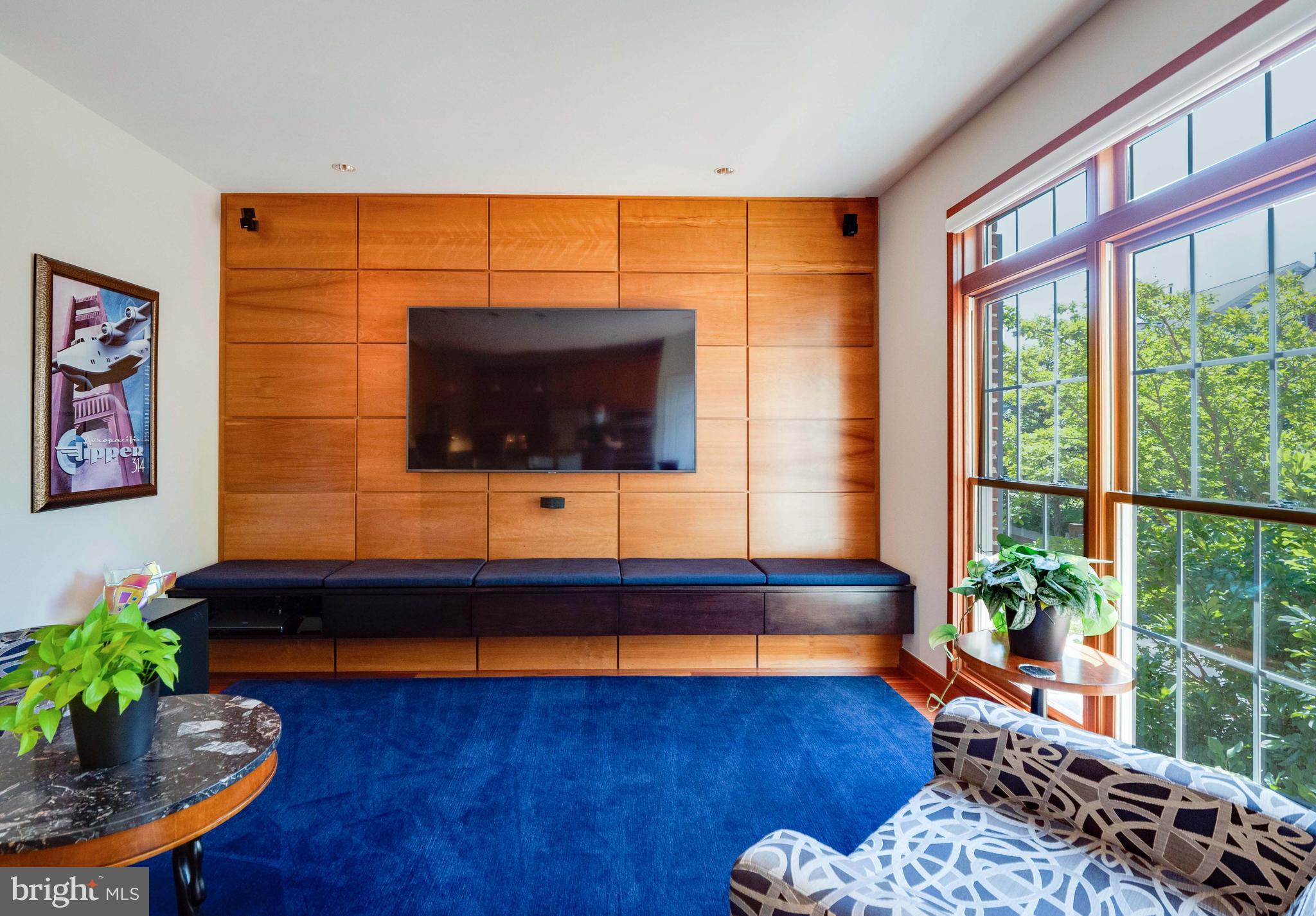 PALISADES PARK - Residential