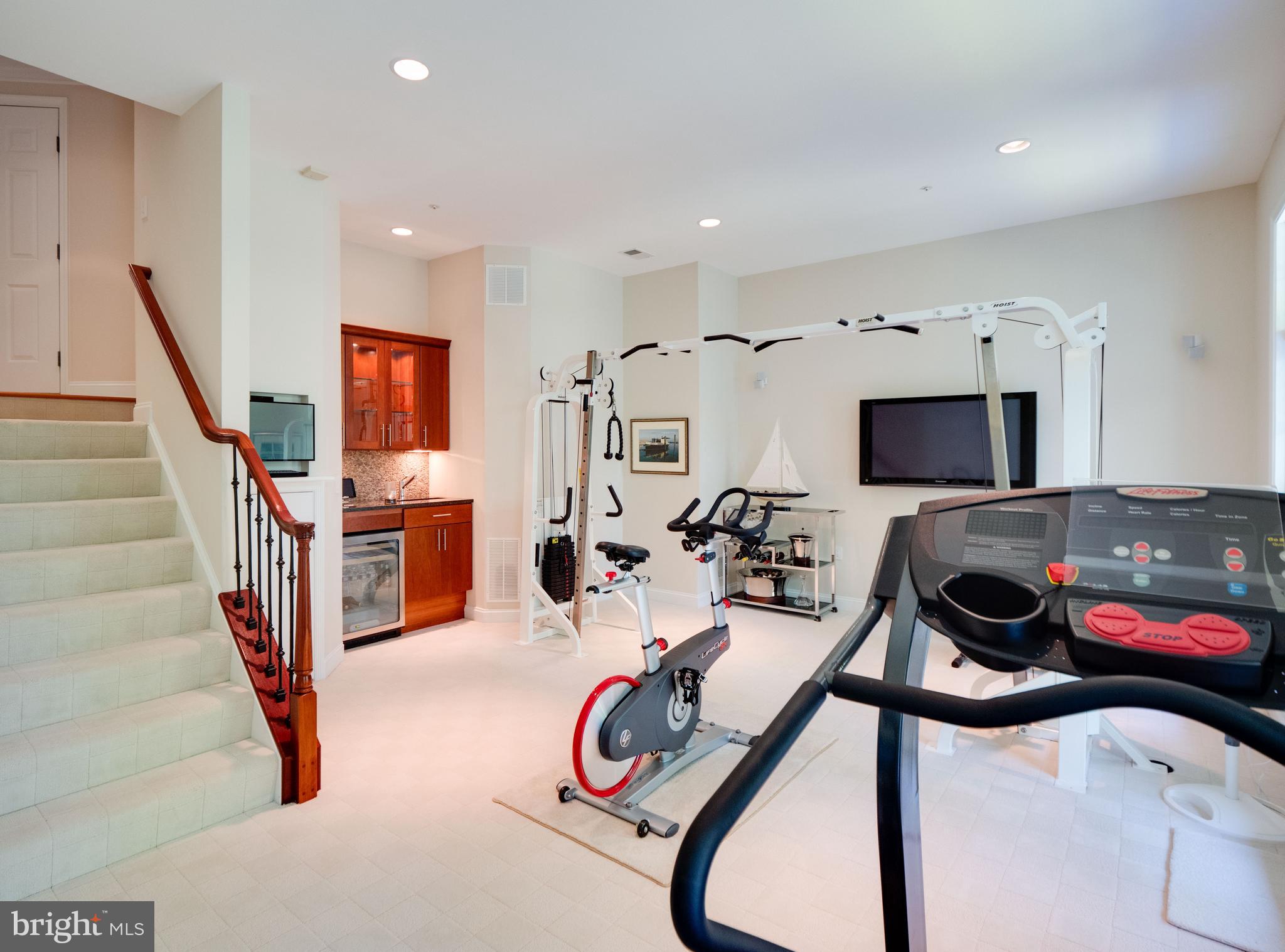 PALISADES PARK - Residential