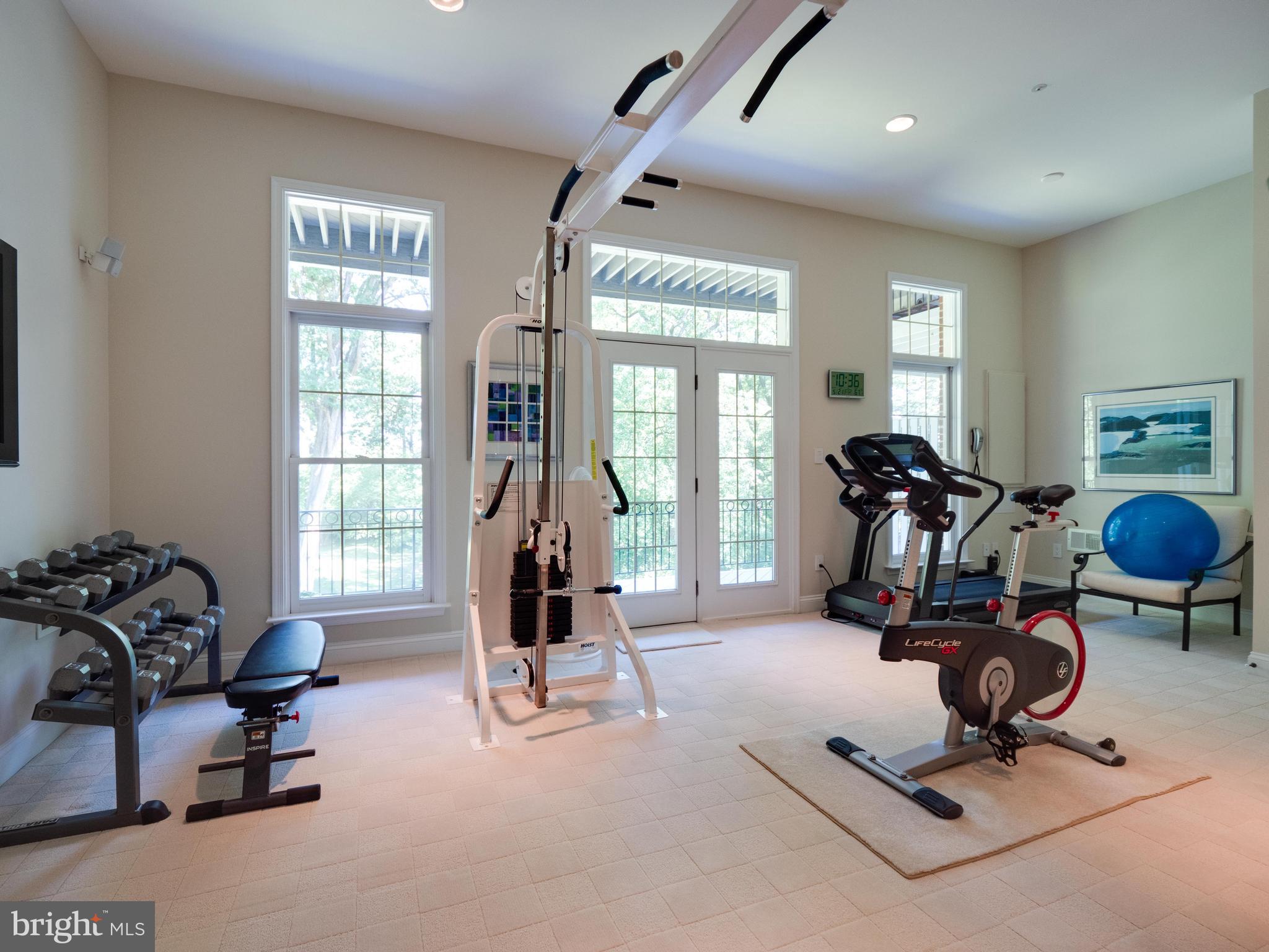 PALISADES PARK - Residential