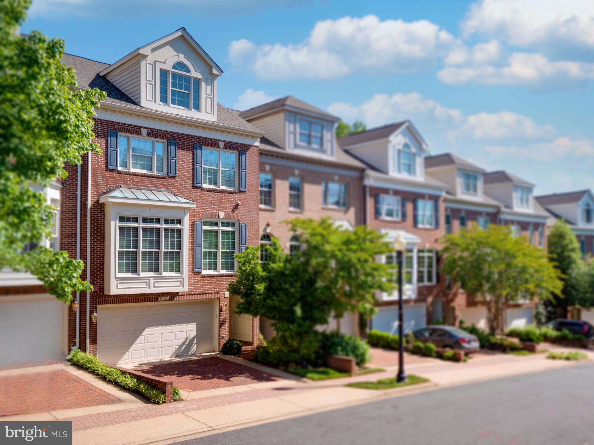 PALISADES PARK - Residential