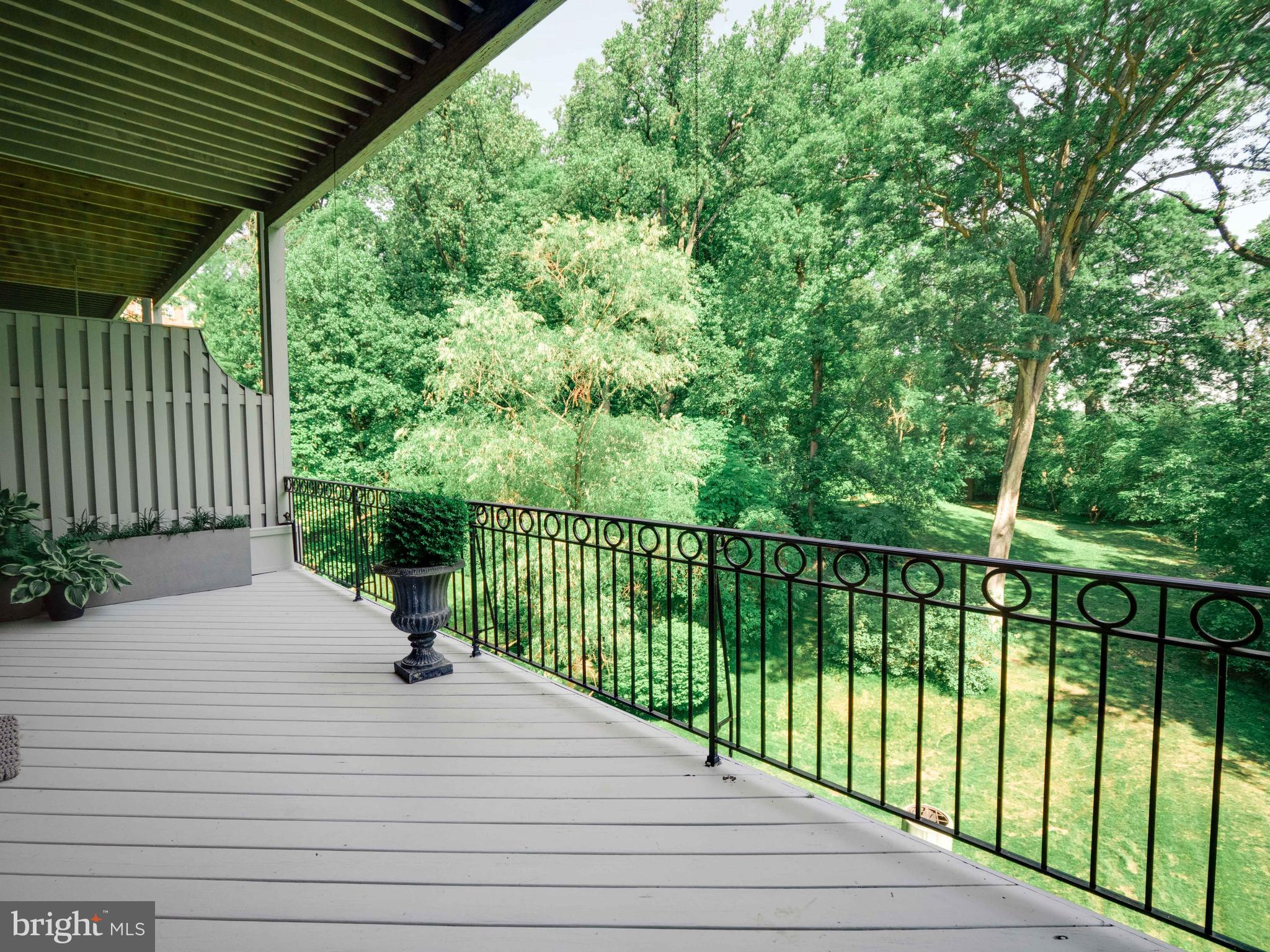 PALISADES PARK - Residential