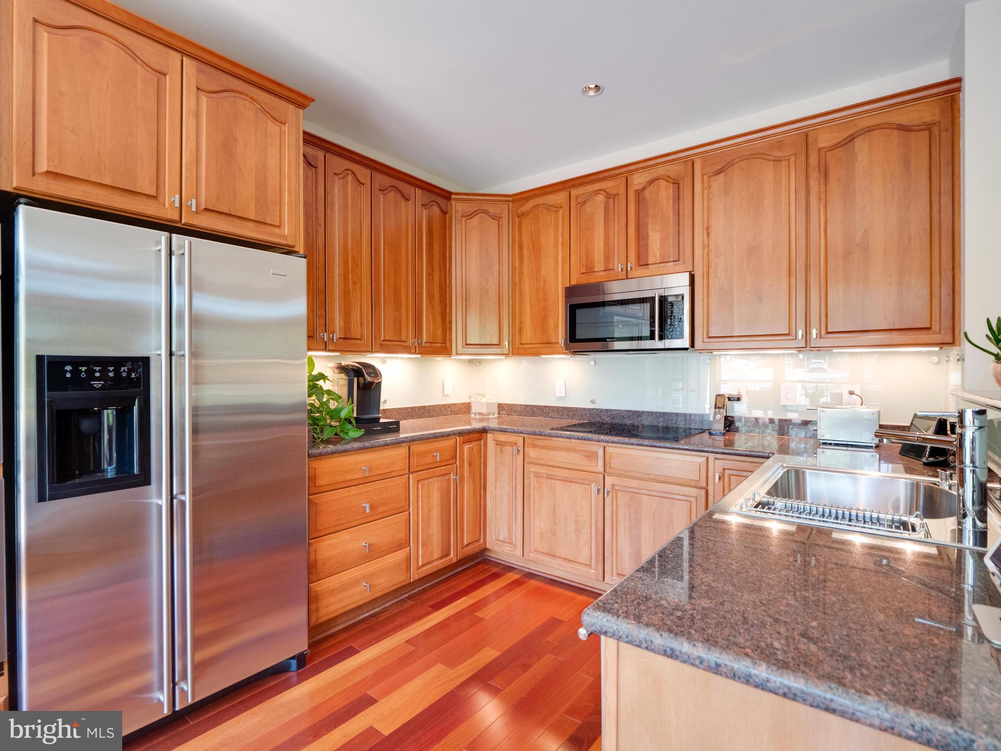 PALISADES PARK - Residential