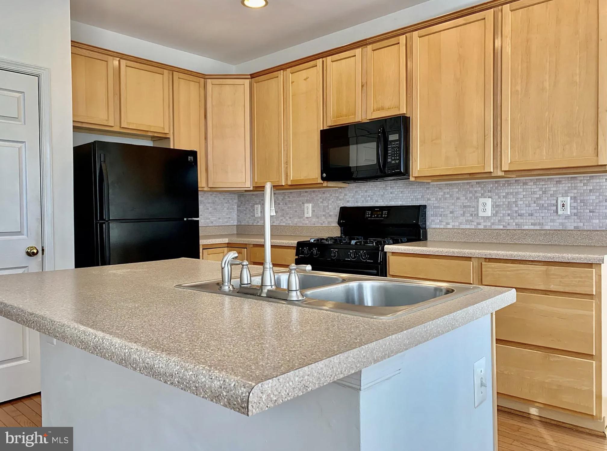 410 REDLAND BOULEVARD