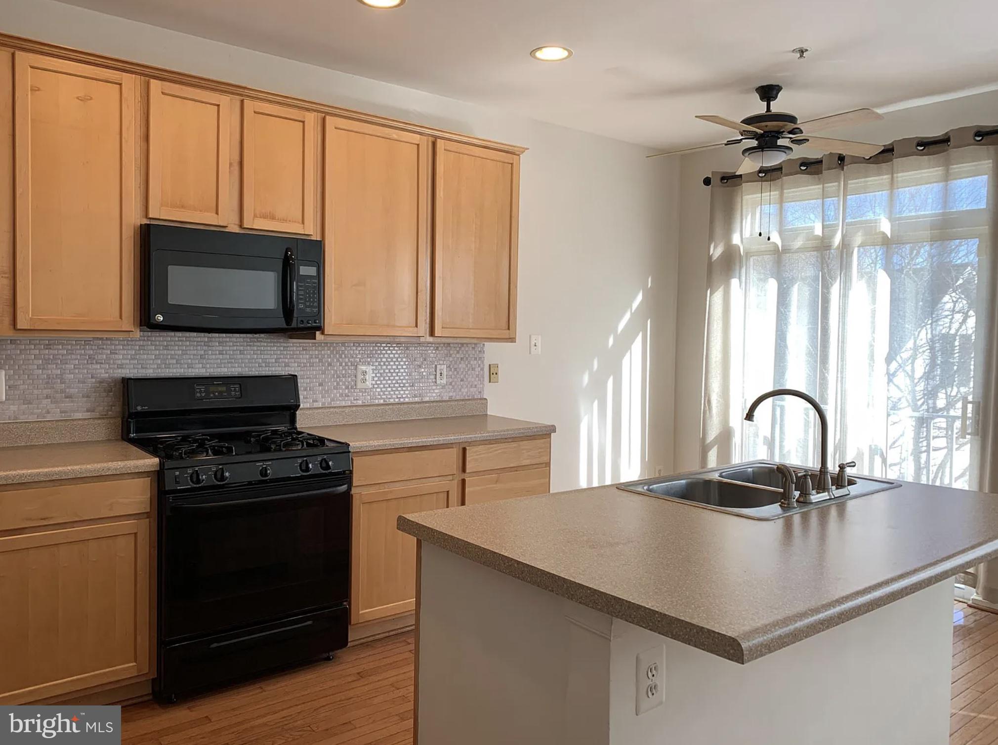 410 REDLAND BOULEVARD