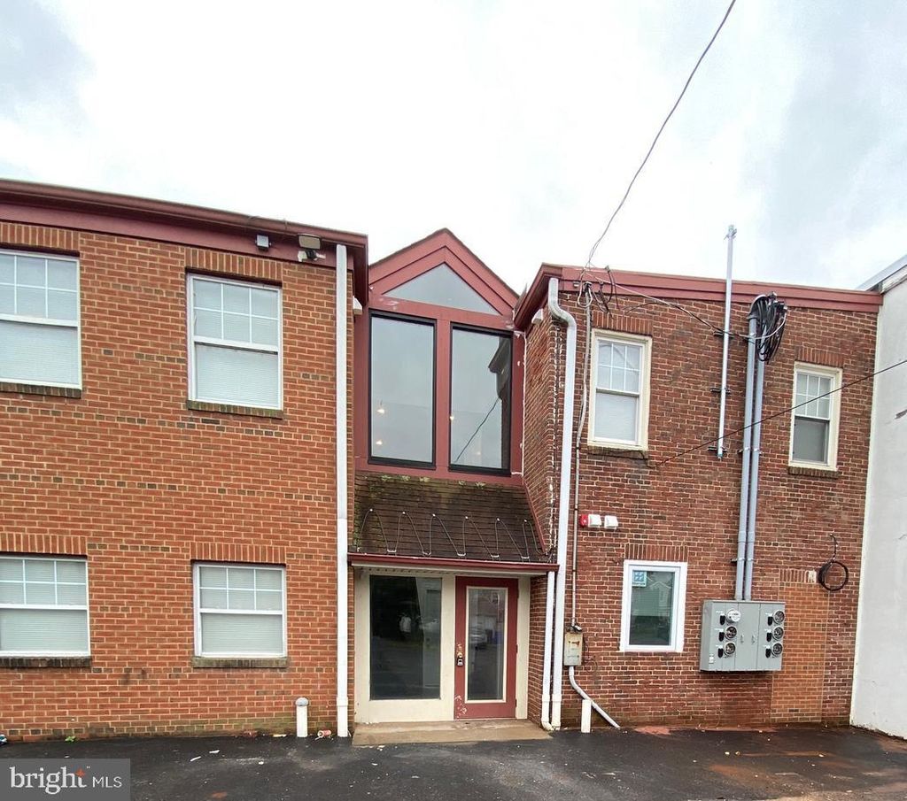 Photo of 45 E High Street #2ND FLOOR/2 BEDROOM, POTTSTOWN, PA 19464 (MLS # PAMC2149158)