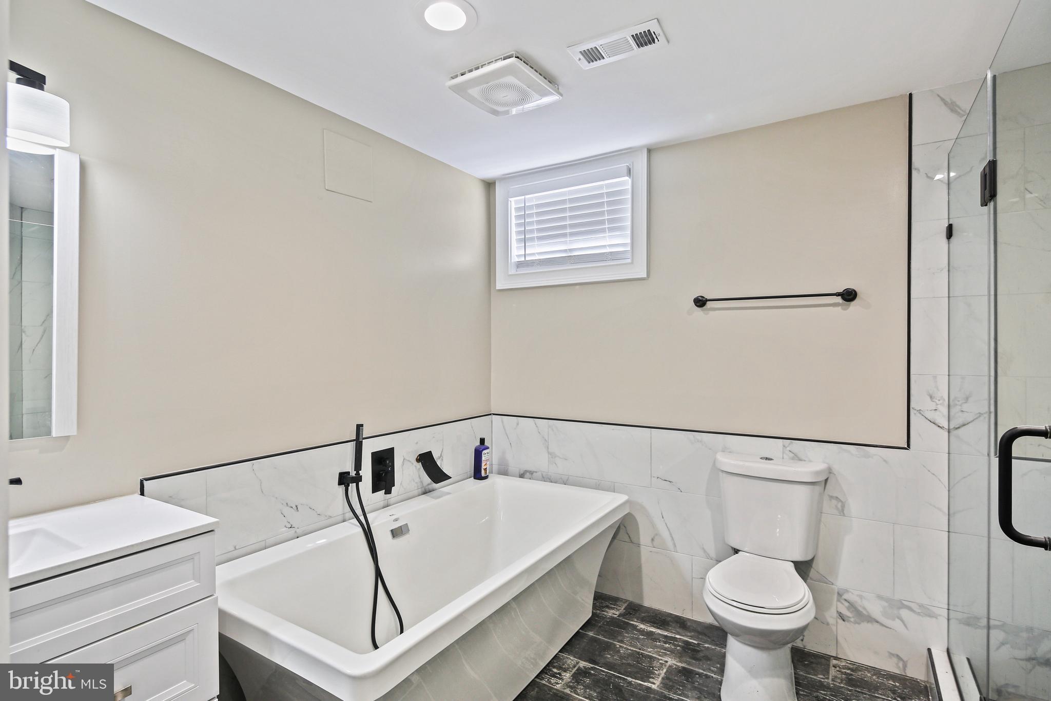 WINDSOR MILL - Residential