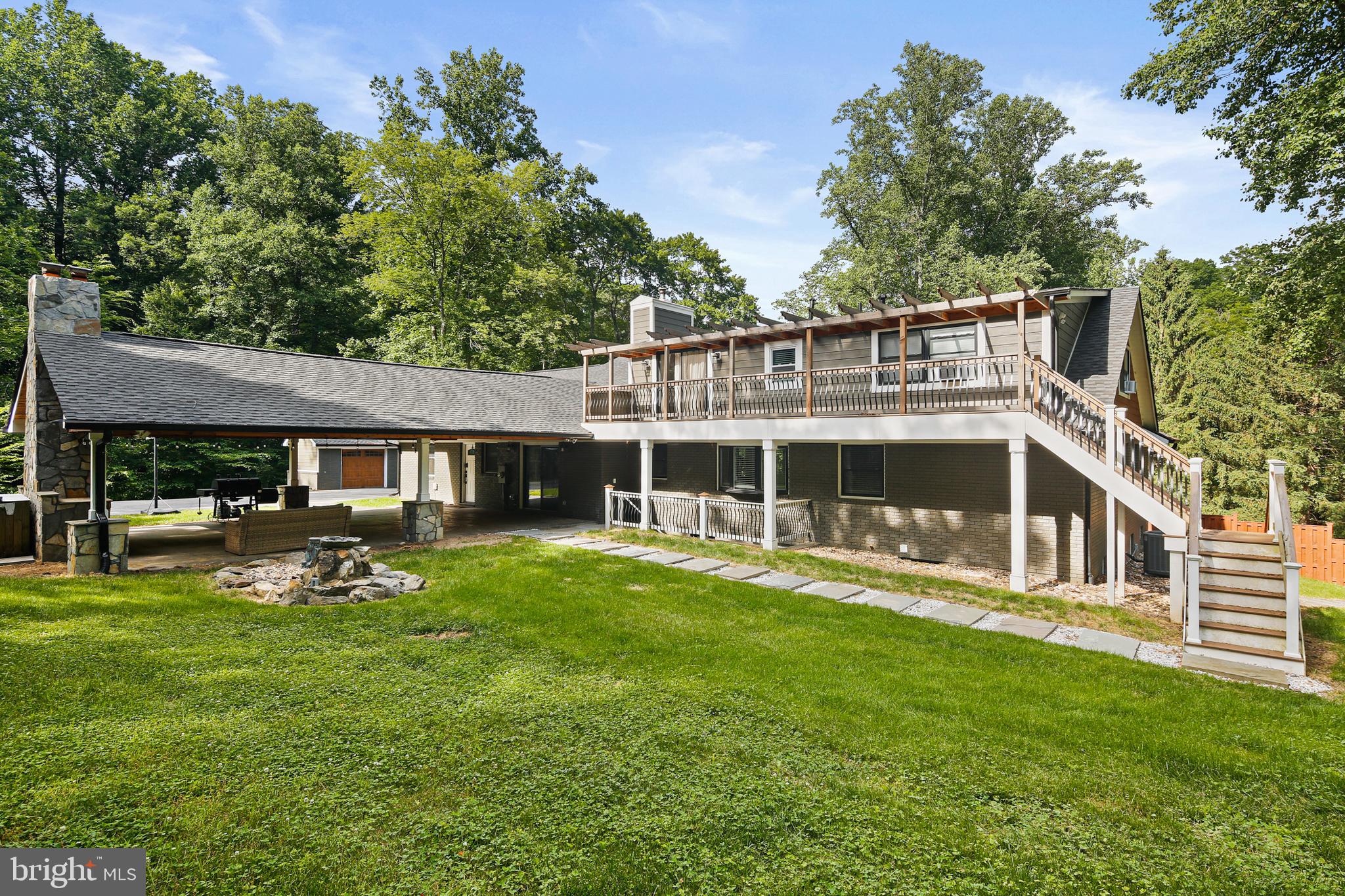 WINDSOR MILL - Residential