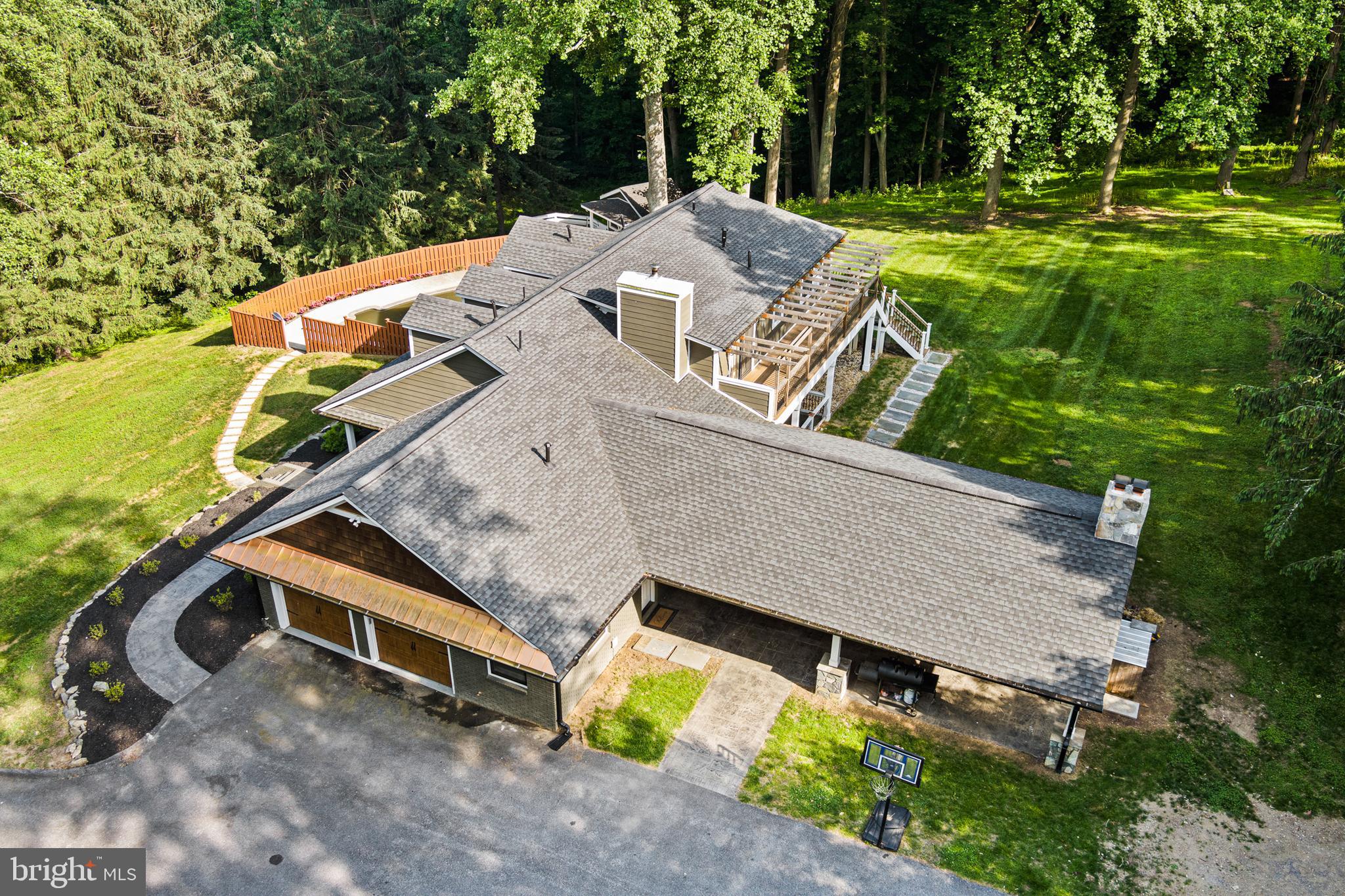 WINDSOR MILL - Residential