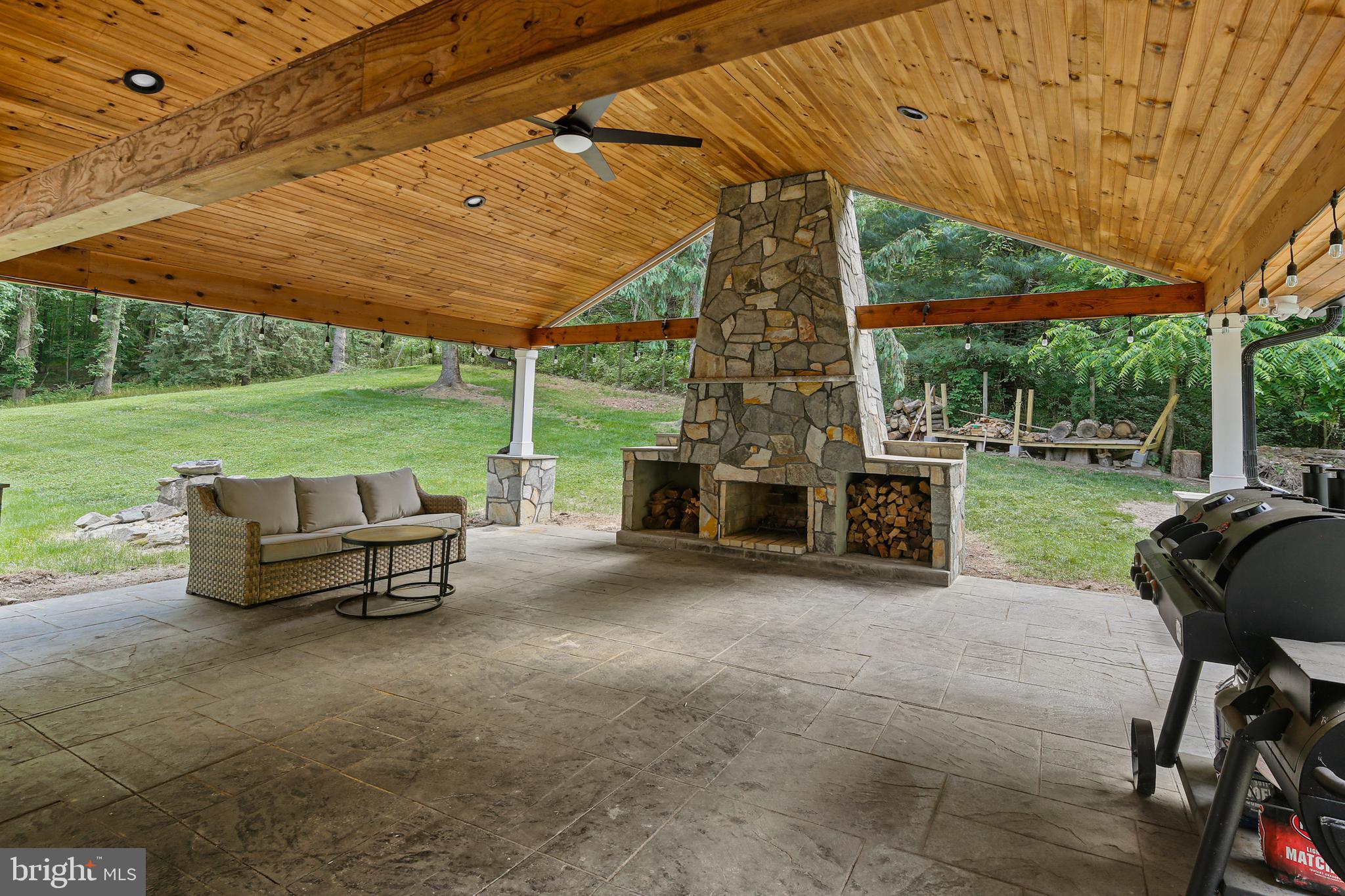 WINDSOR MILL - Residential