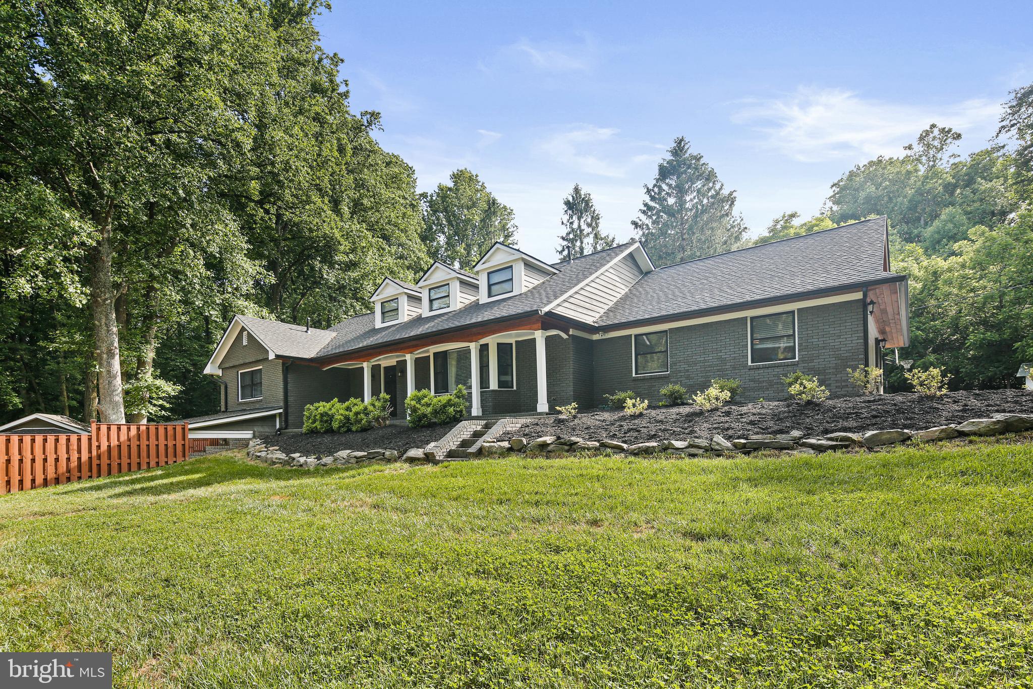 WINDSOR MILL - Residential