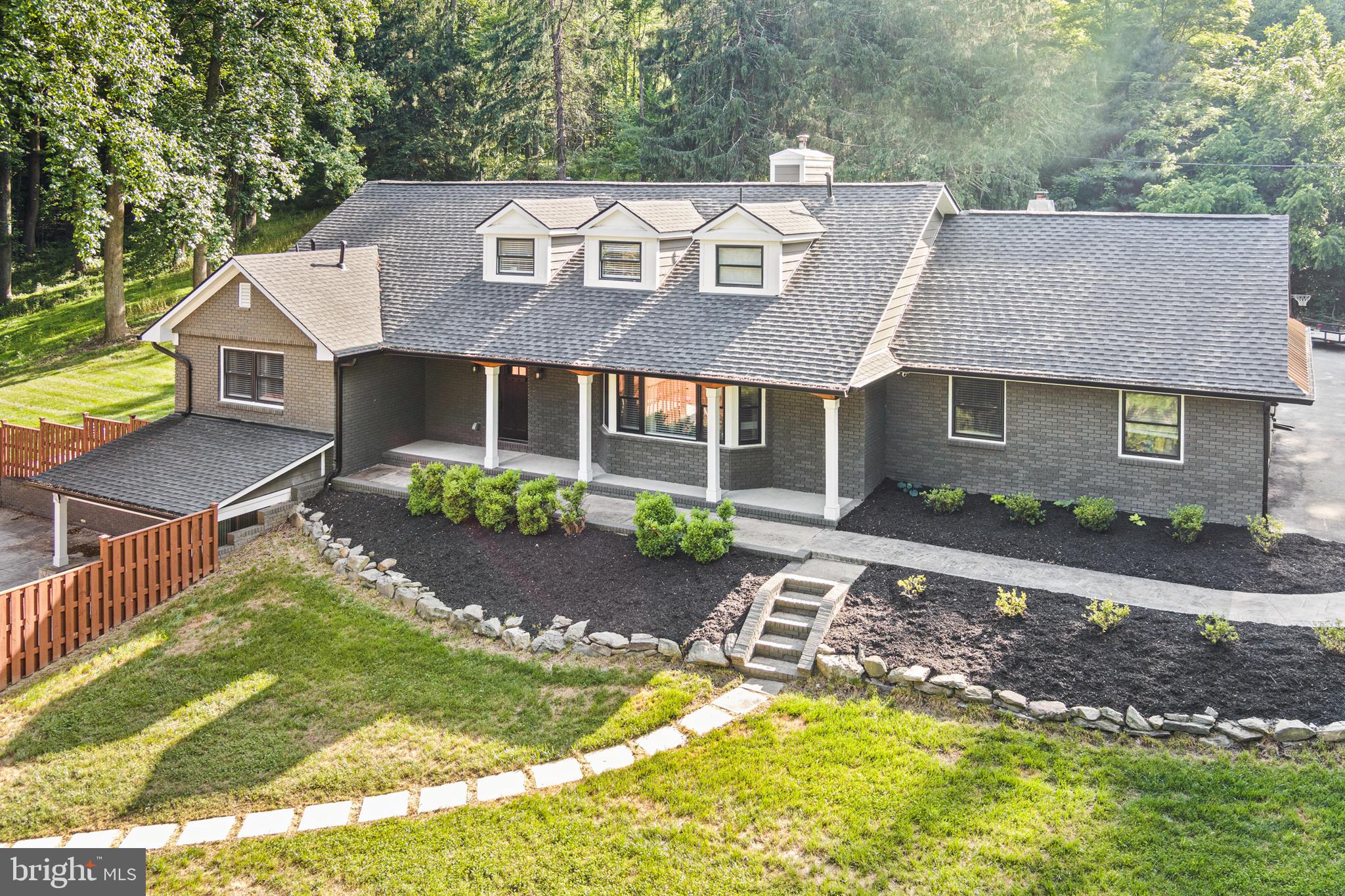 WINDSOR MILL - Residential