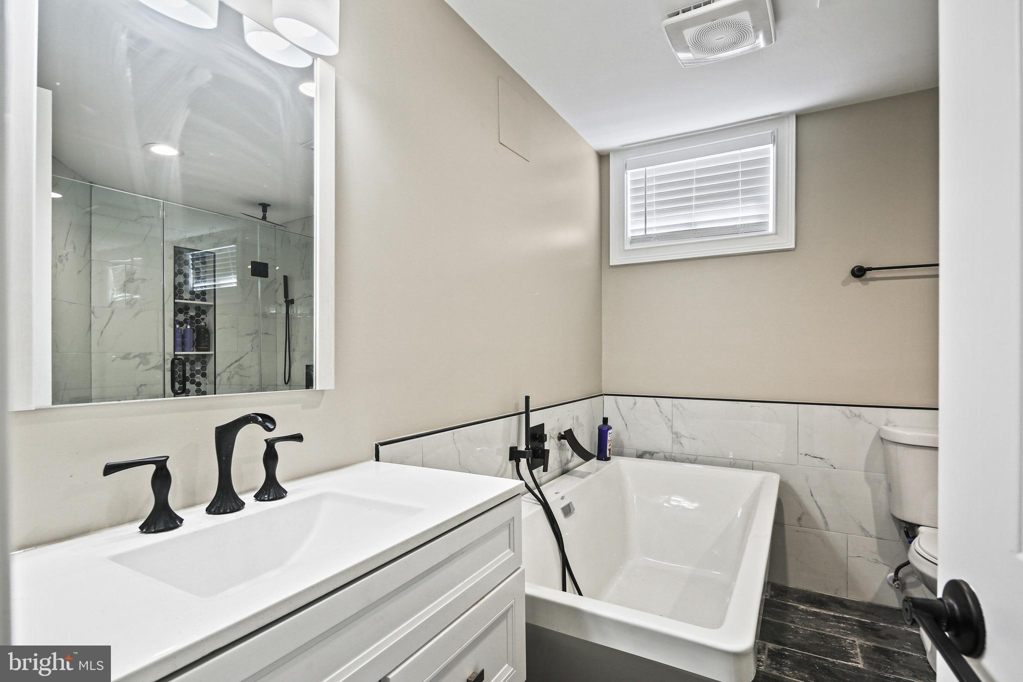 WINDSOR MILL - Residential