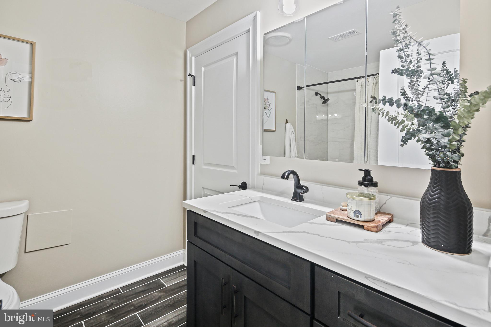 WINDSOR MILL - Residential