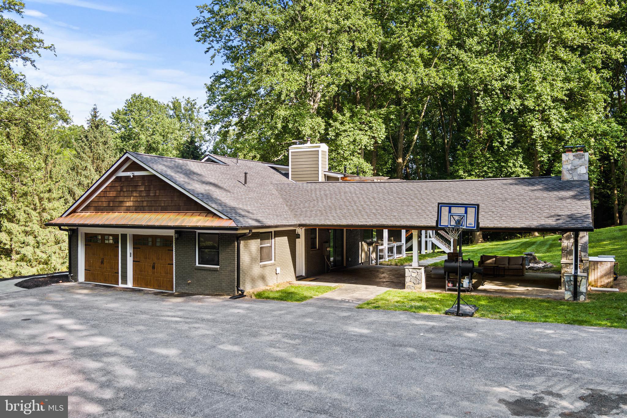 WINDSOR MILL - Residential