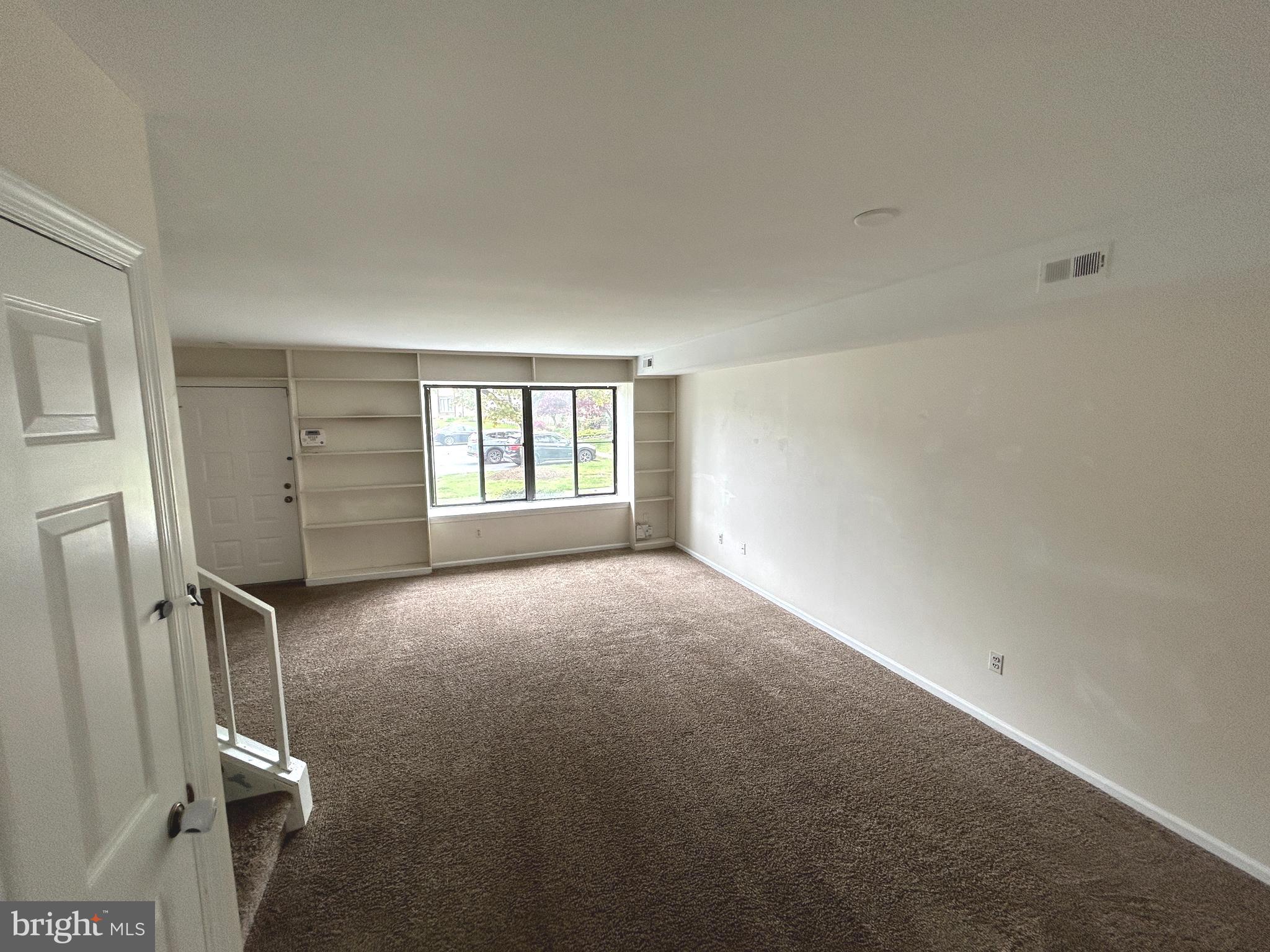 VILLAGE SHIRES - Residential Lease