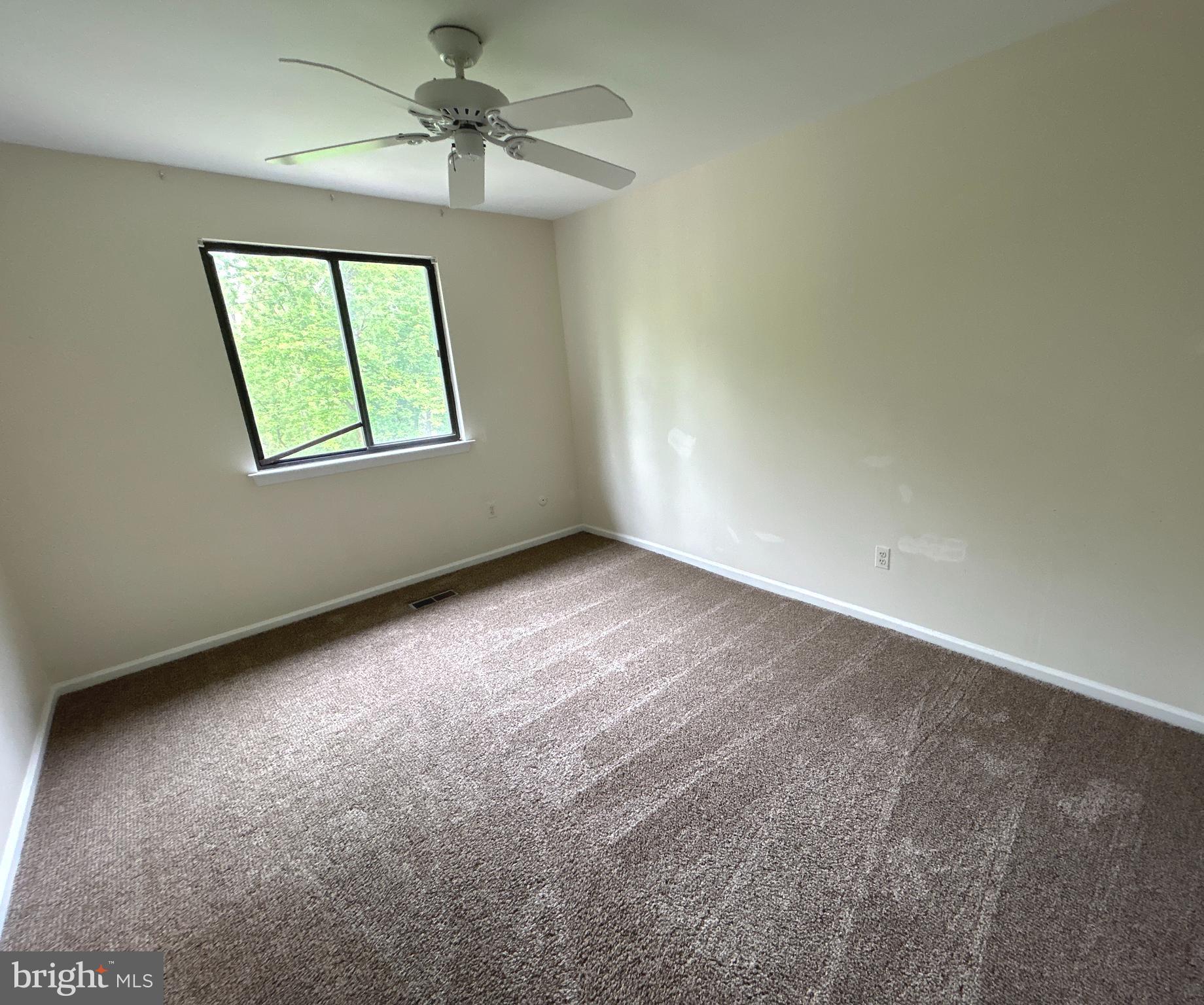 VILLAGE SHIRES - Residential Lease