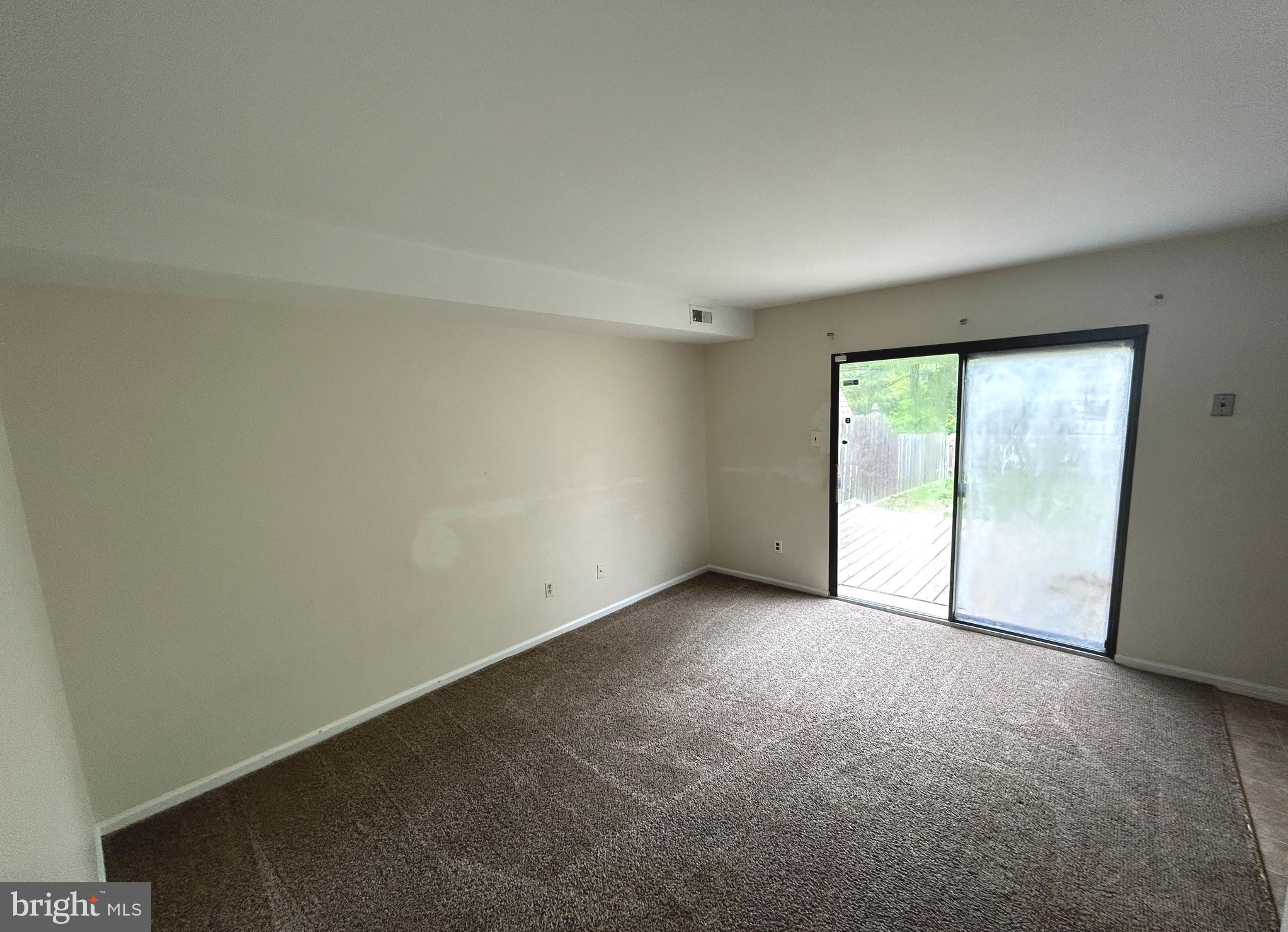 VILLAGE SHIRES - Residential Lease