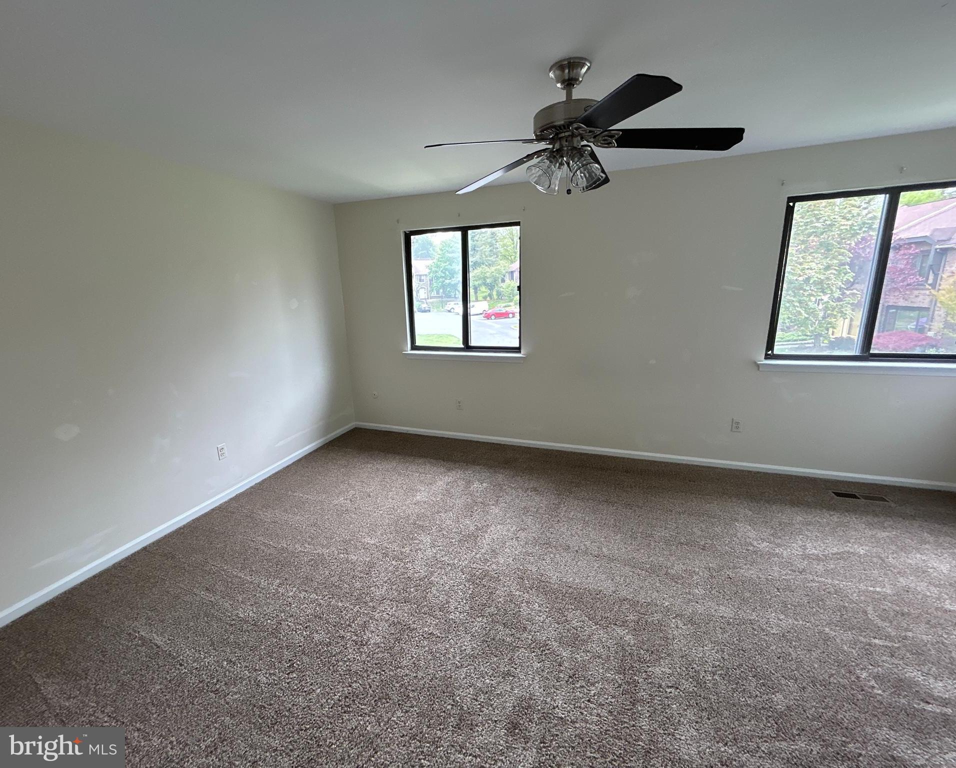 VILLAGE SHIRES - Residential Lease