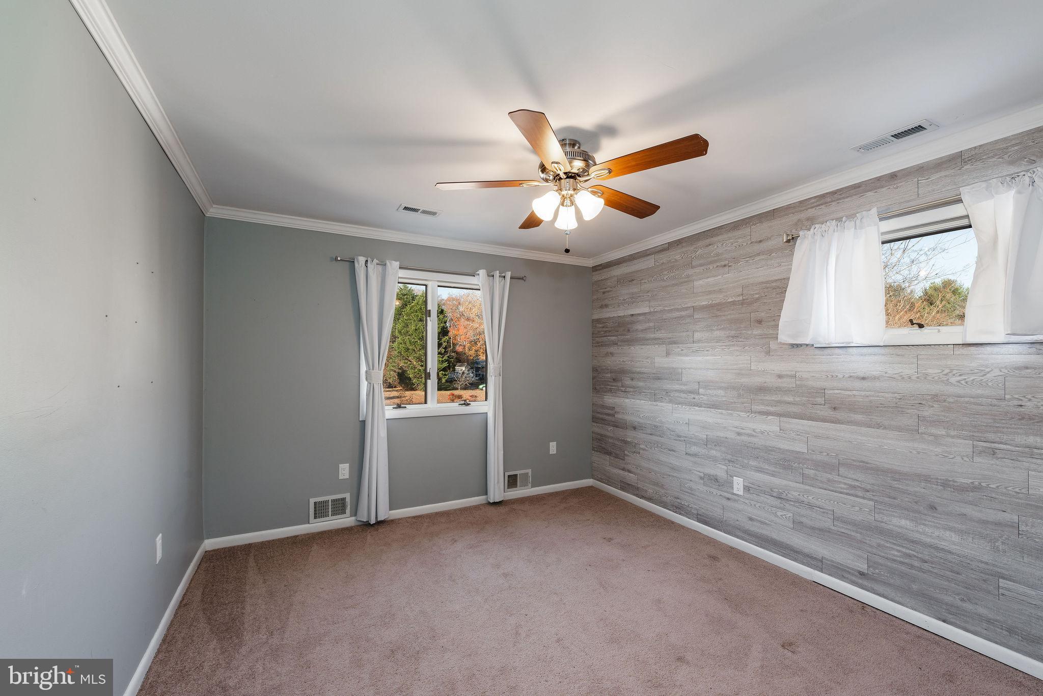 RIVER ISLE ESTATES - Residential