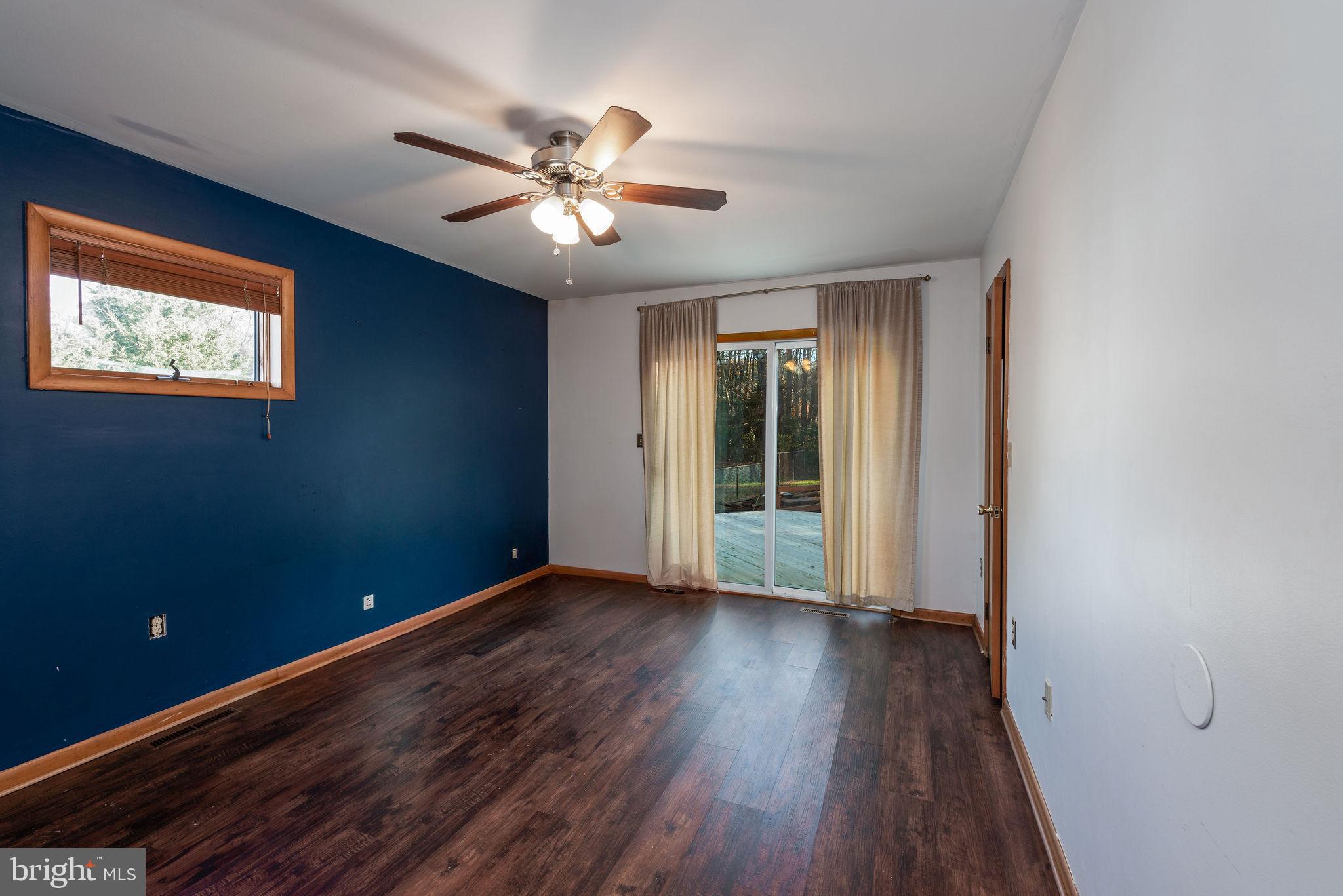 RIVER ISLE ESTATES - Residential