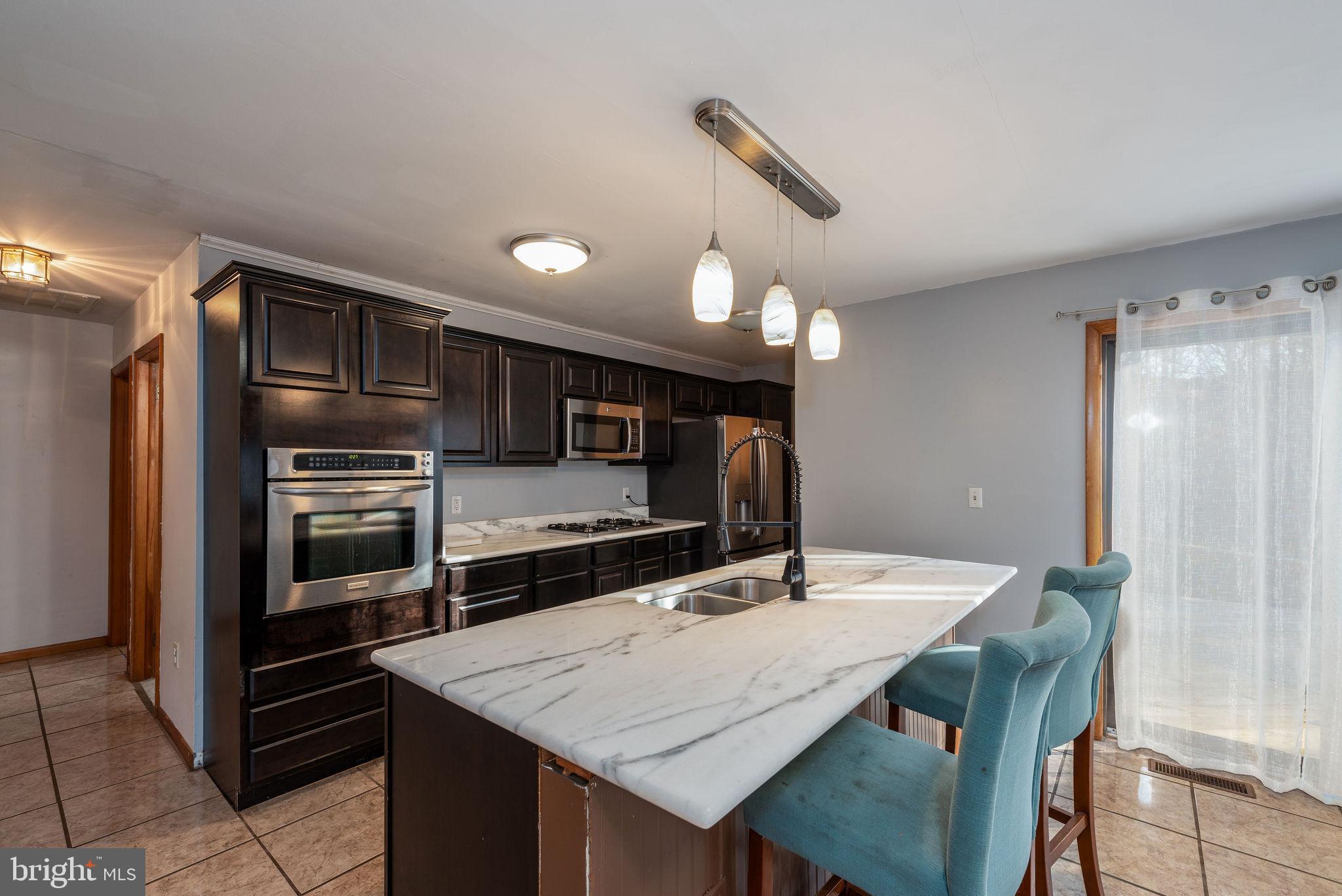 RIVER ISLE ESTATES - Residential