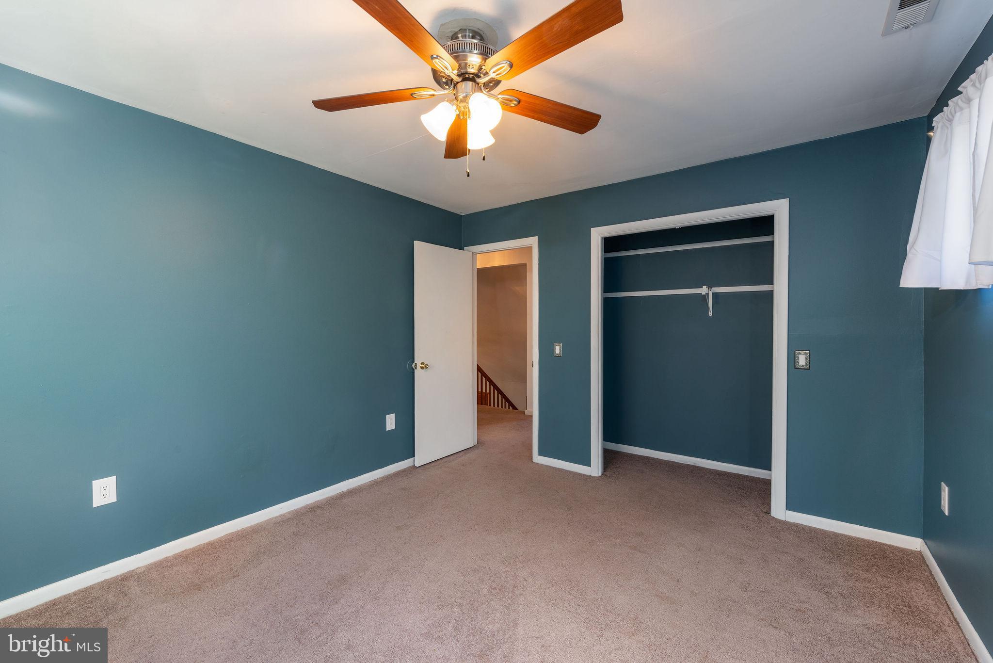 RIVER ISLE ESTATES - Residential