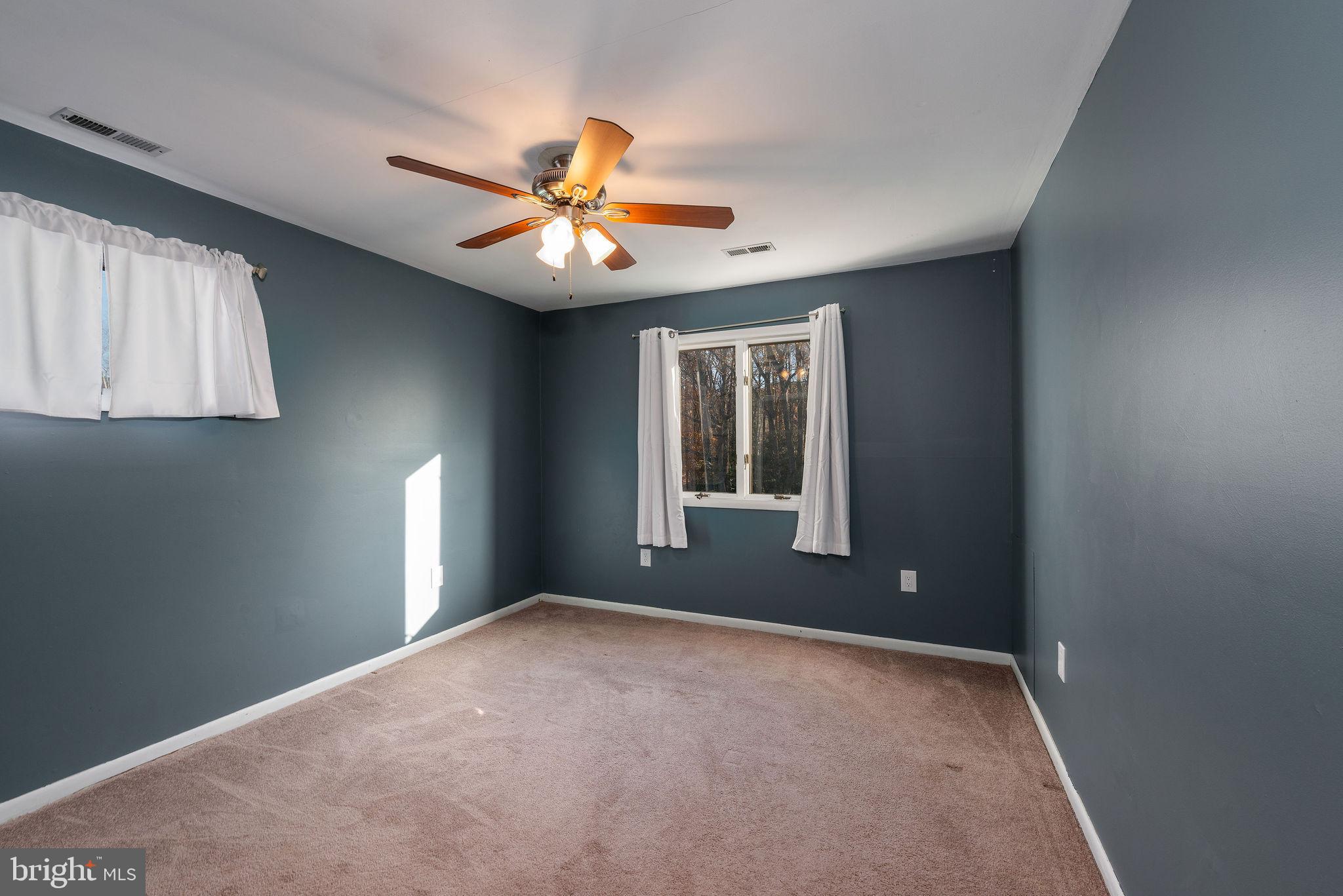 RIVER ISLE ESTATES - Residential