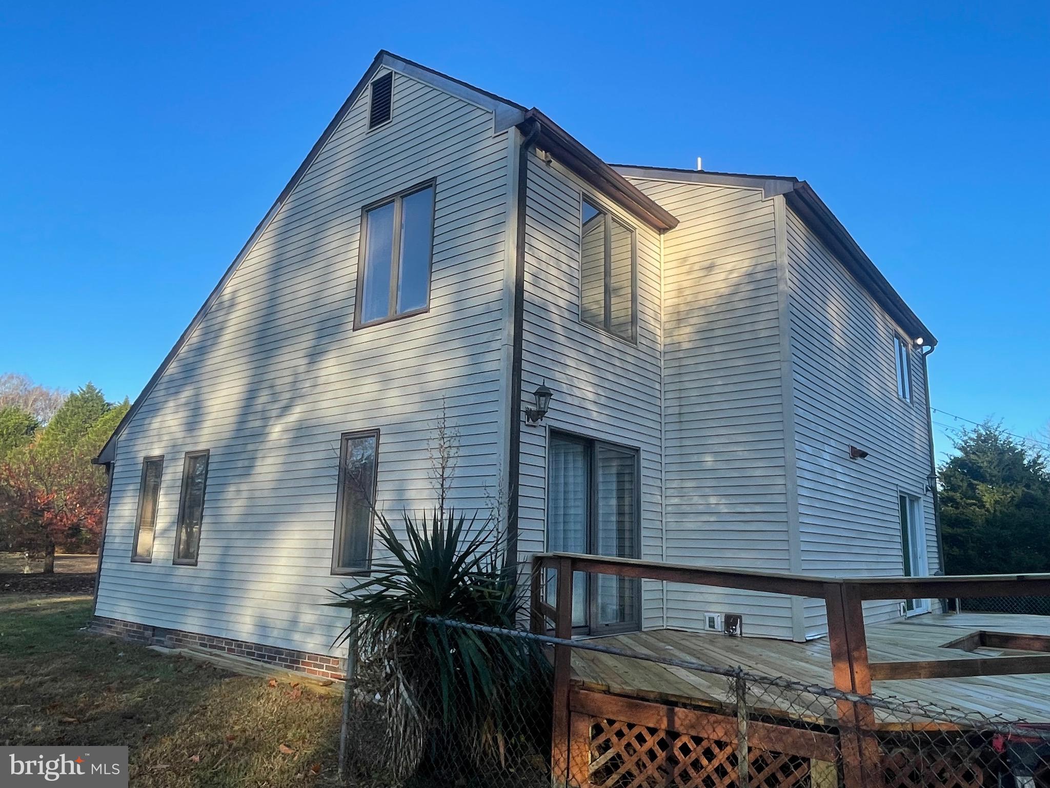 RIVER ISLE ESTATES - Residential