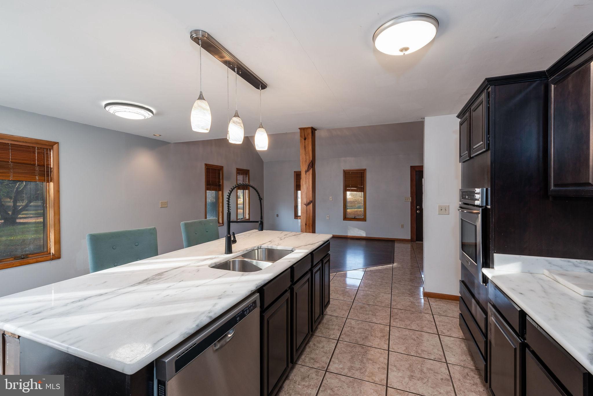 RIVER ISLE ESTATES - Residential