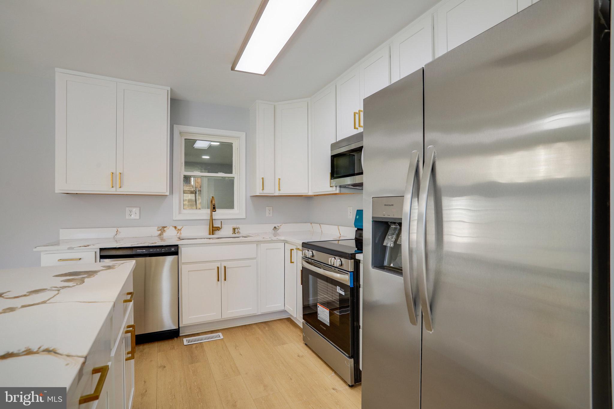 OAKWOOD KNOLLS - Residential