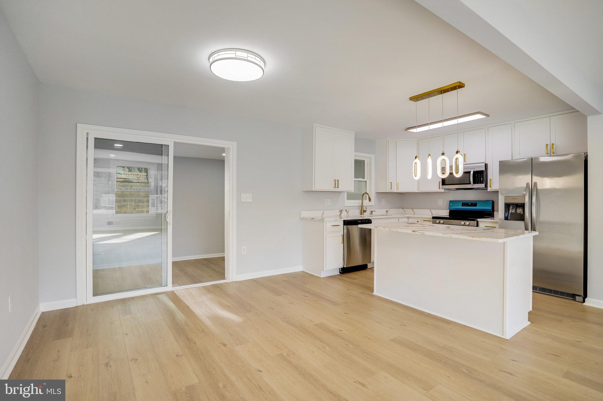 OAKWOOD KNOLLS - Residential