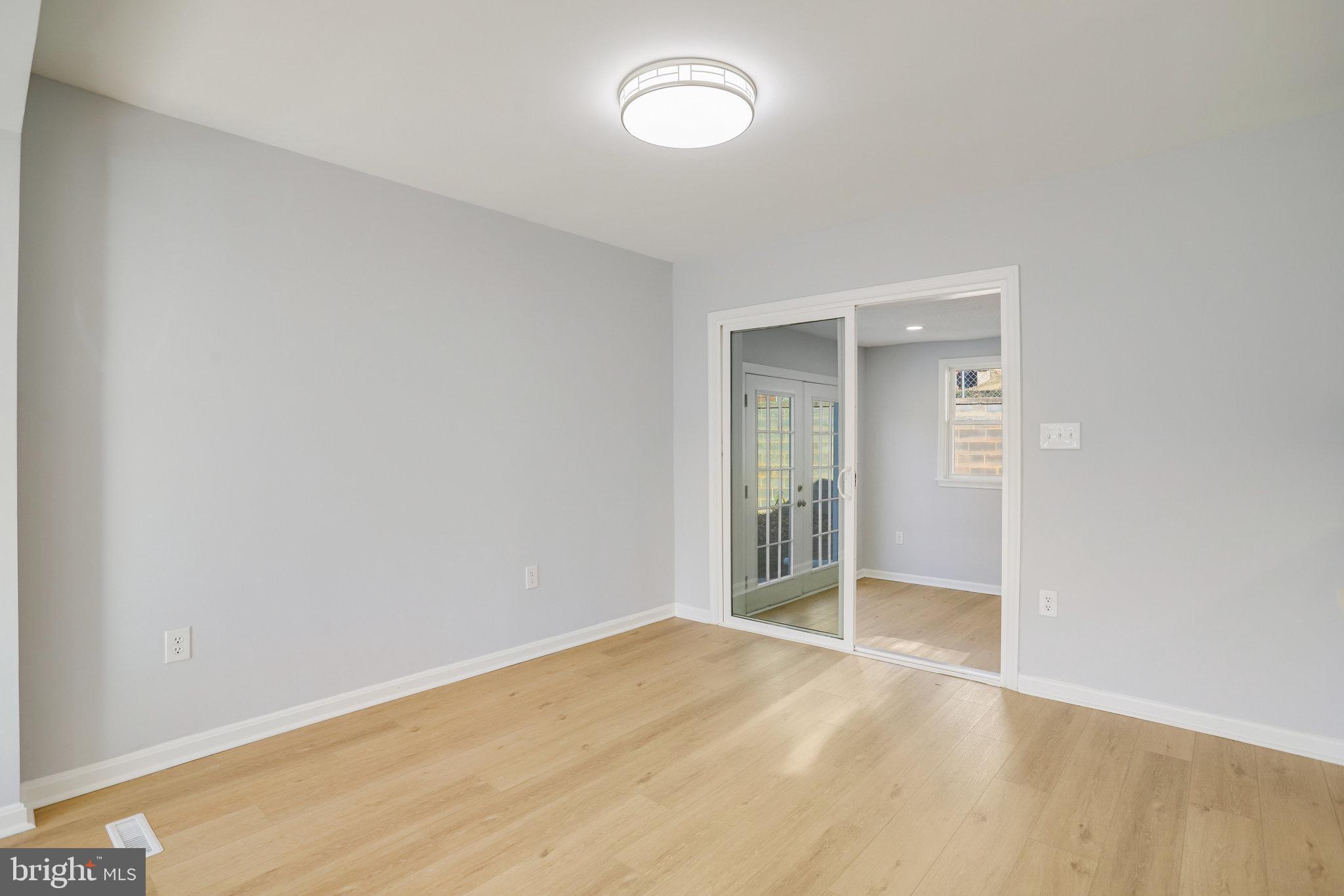 OAKWOOD KNOLLS - Residential