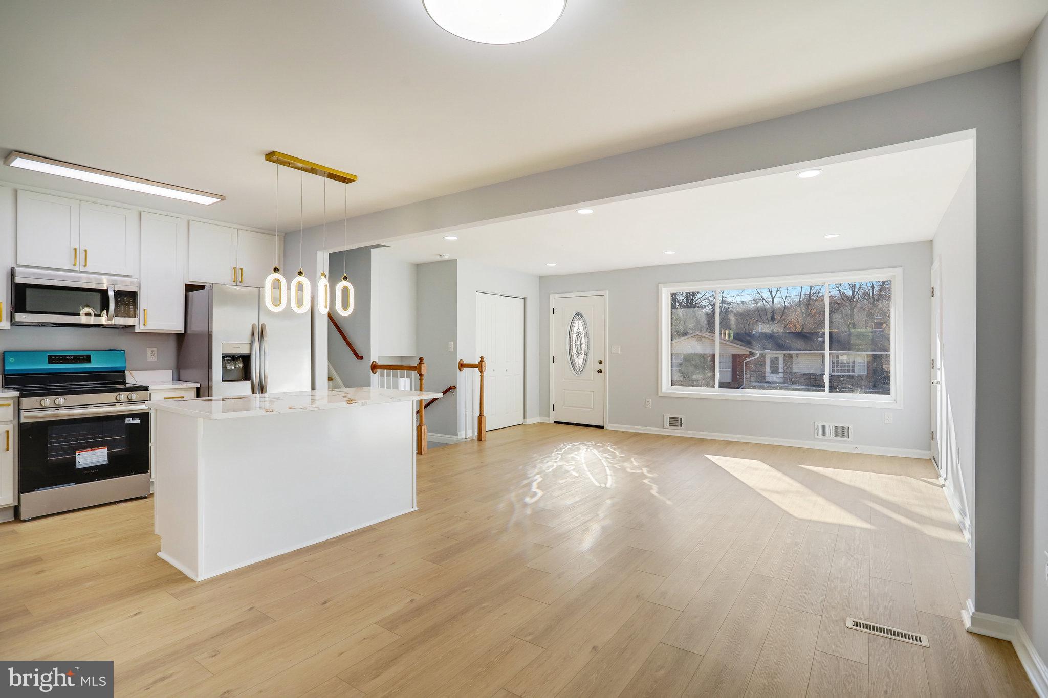 OAKWOOD KNOLLS - Residential