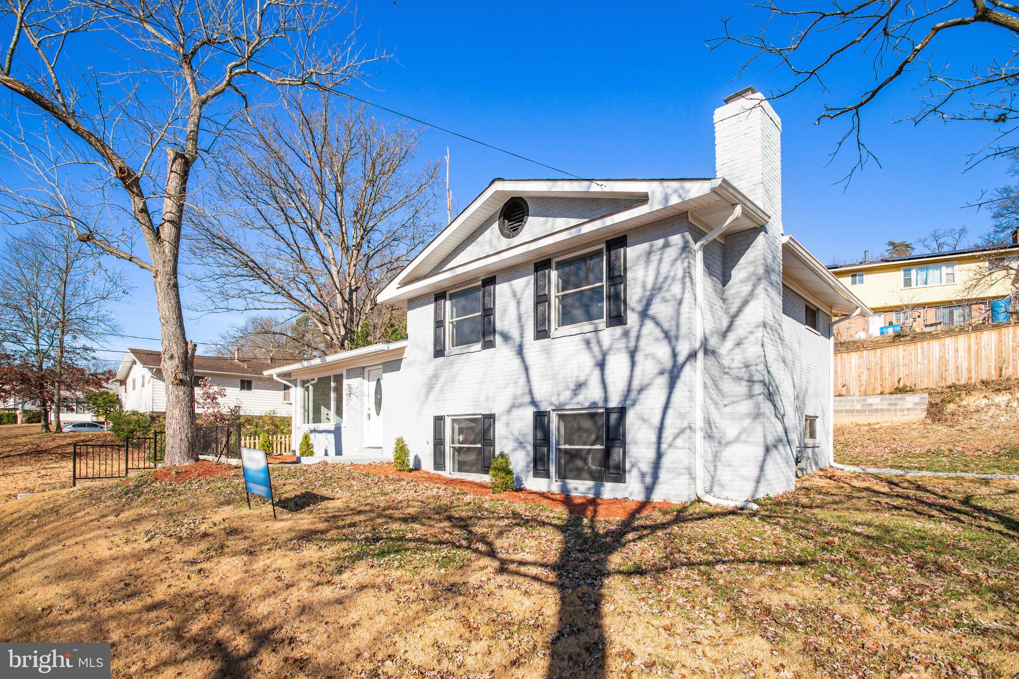 OAKWOOD KNOLLS - Residential