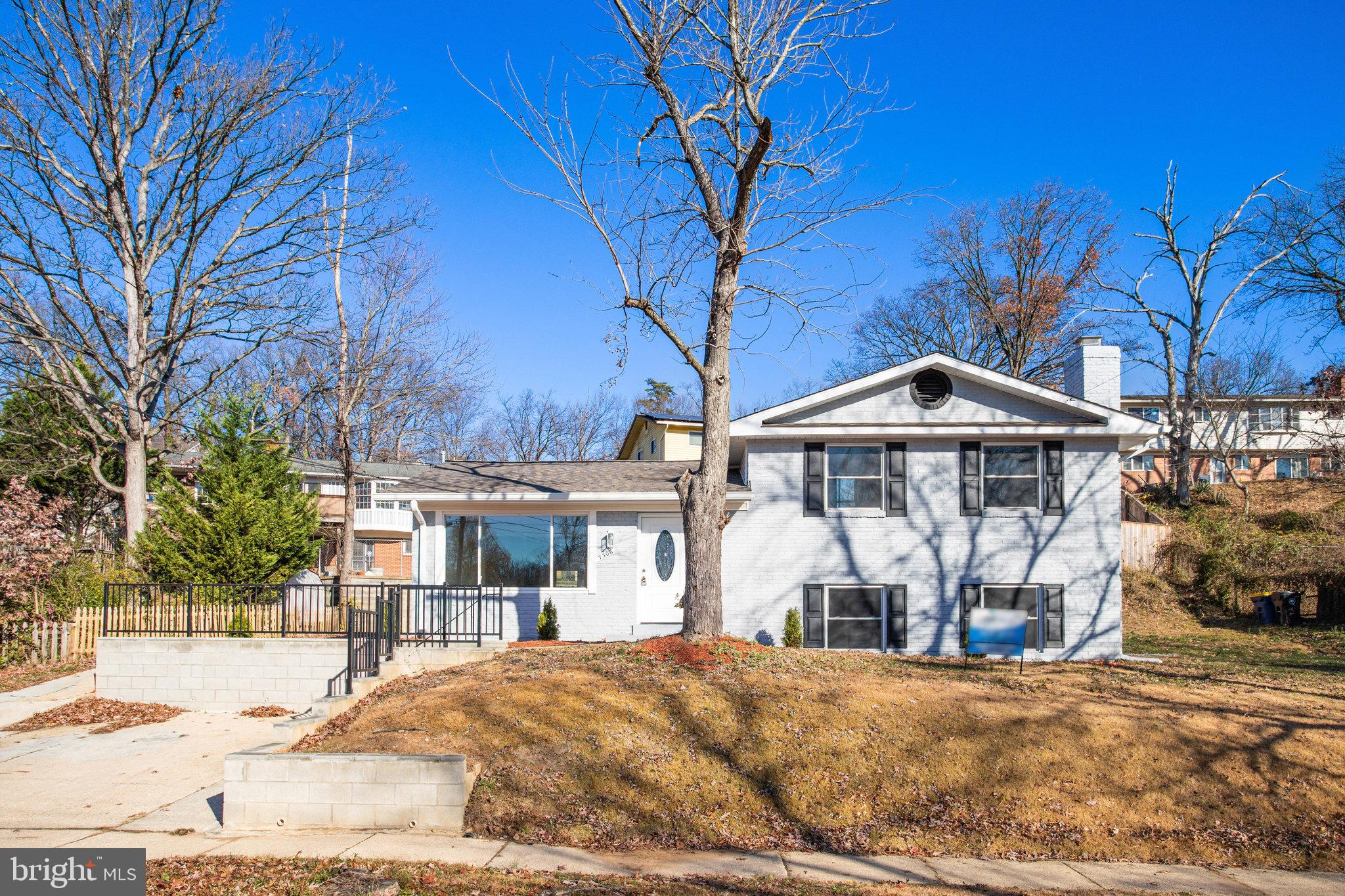 OAKWOOD KNOLLS - Residential