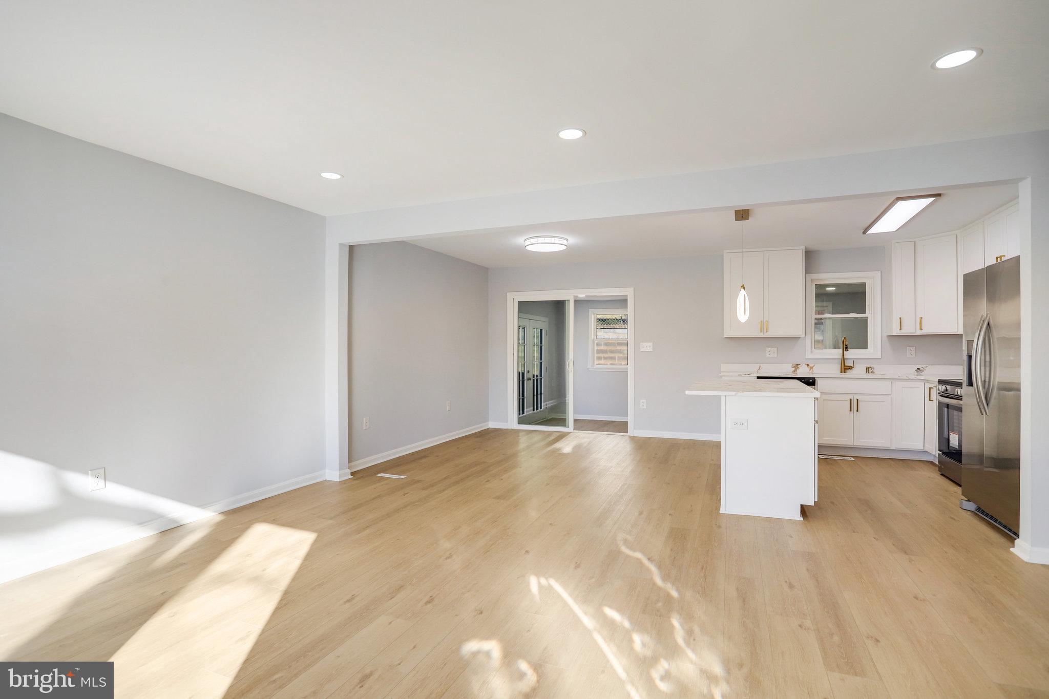 OAKWOOD KNOLLS - Residential