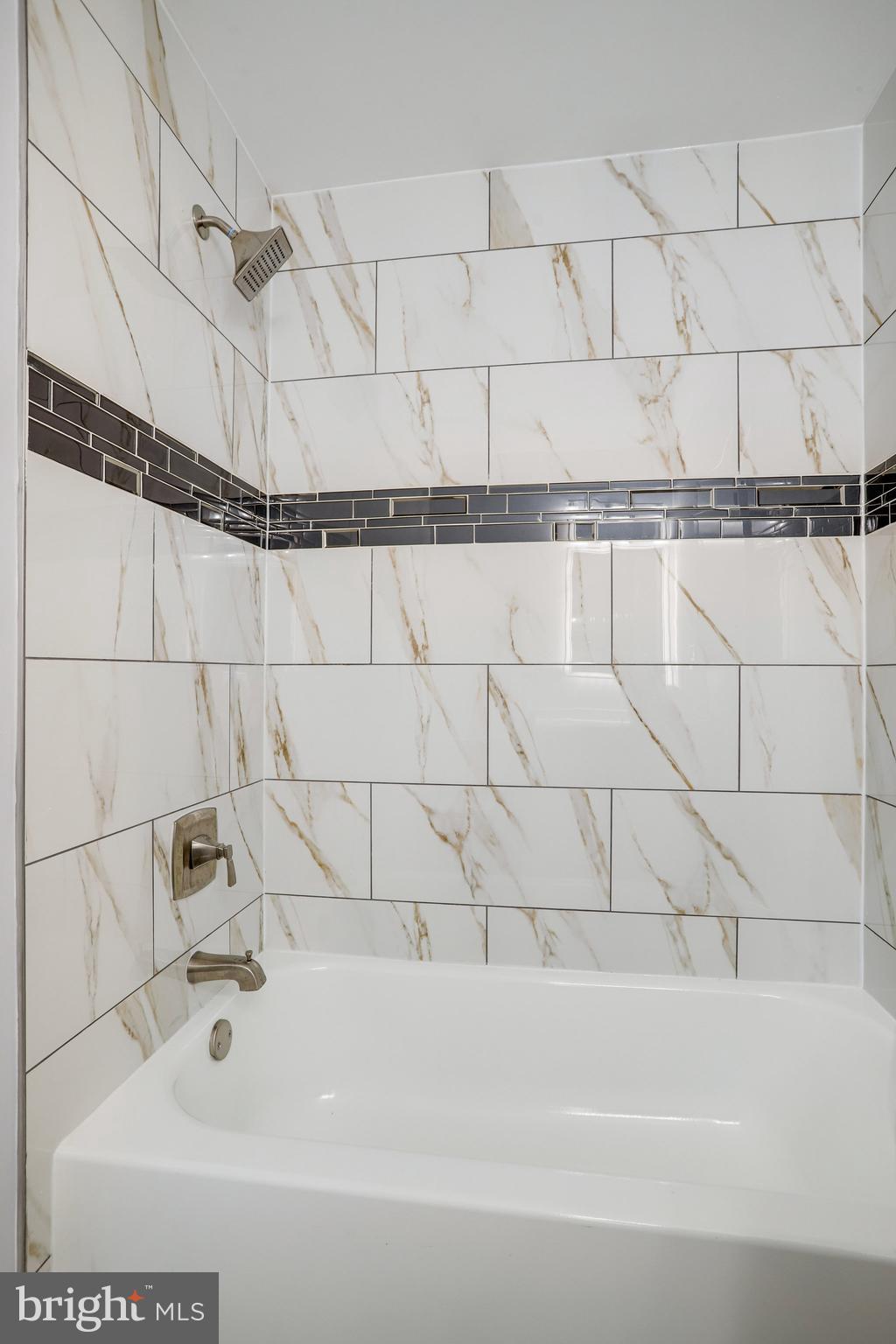 OAKWOOD KNOLLS - Residential