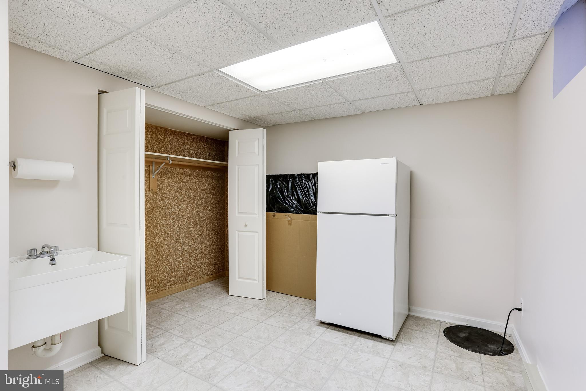 BURLEIGH MANOR - Residential