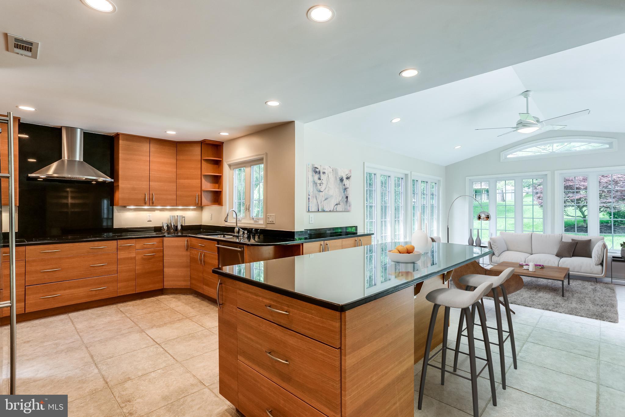 BURLEIGH MANOR - Residential